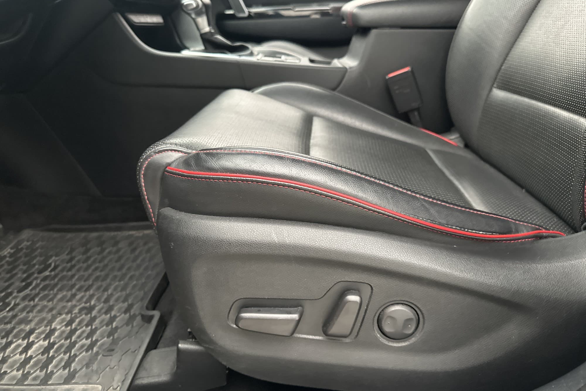 Kia Sportage 1.6 T-GDI AWD GT-Line Värmare Kamera JBL Skinn