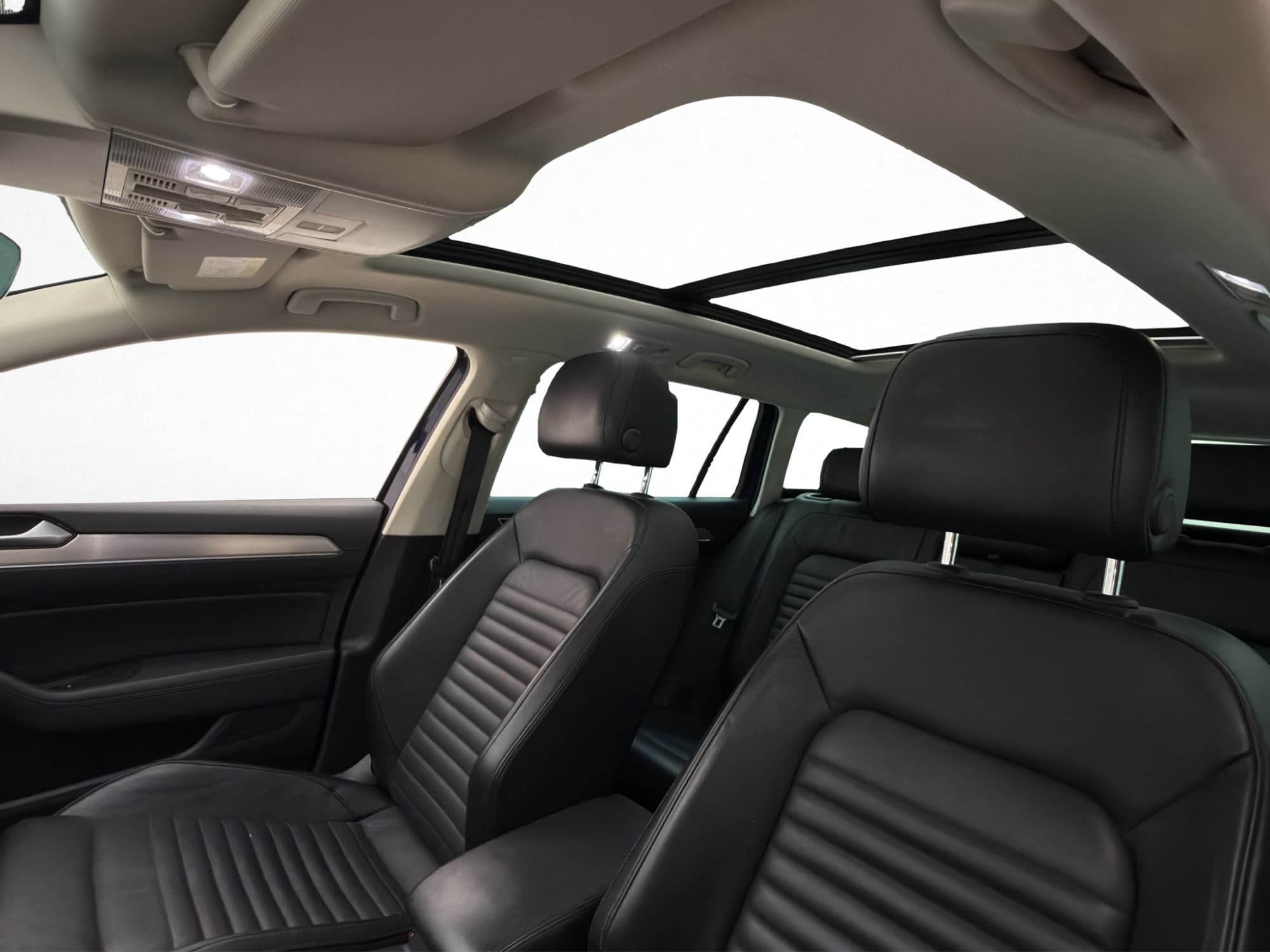 Volkswagen Passat Alltrack 4M Executive Cockpit Pano Drag