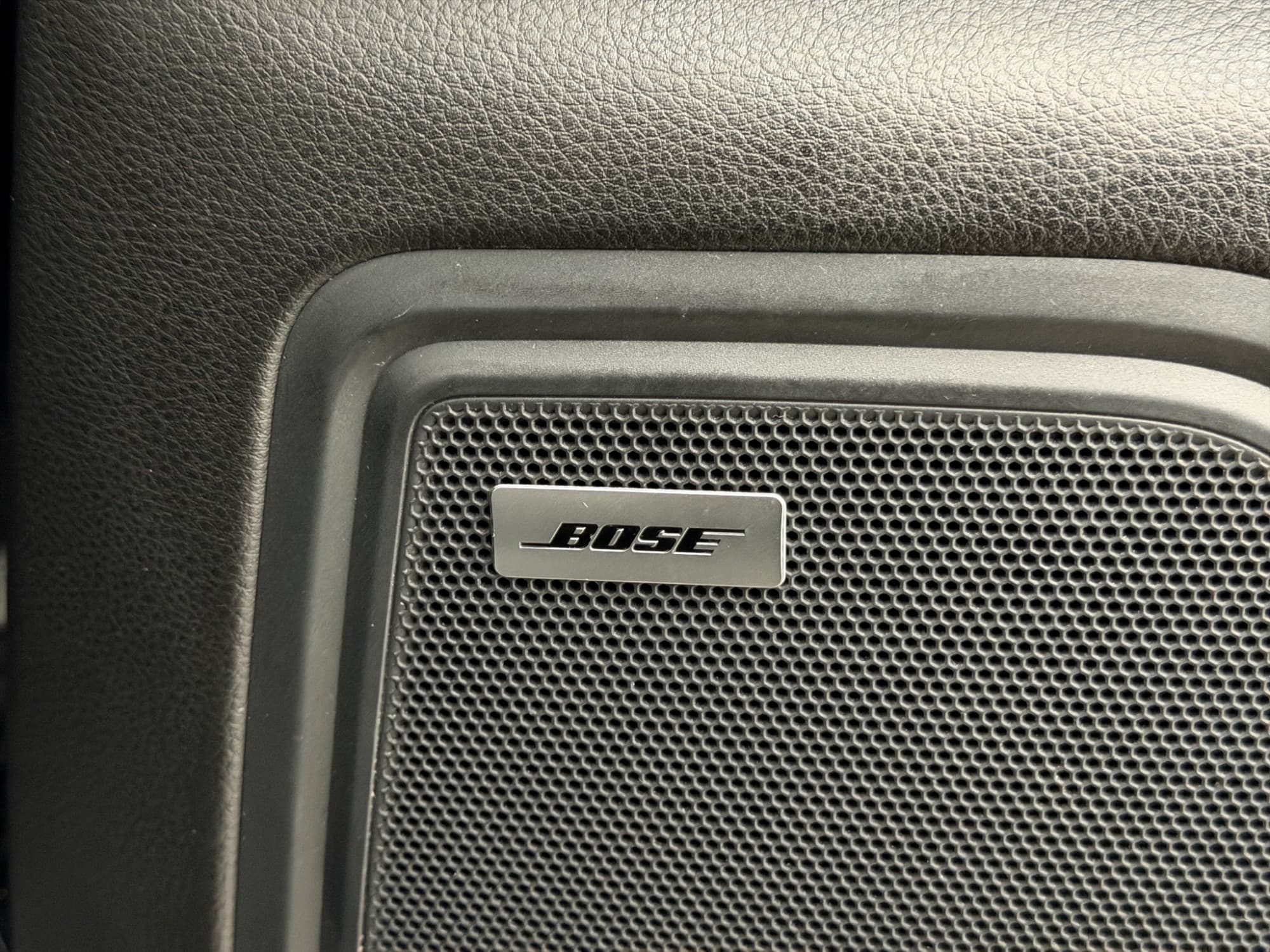 Porsche Macan S PDK Värmare Skinn BOSE Kamera PASM 14-vägs