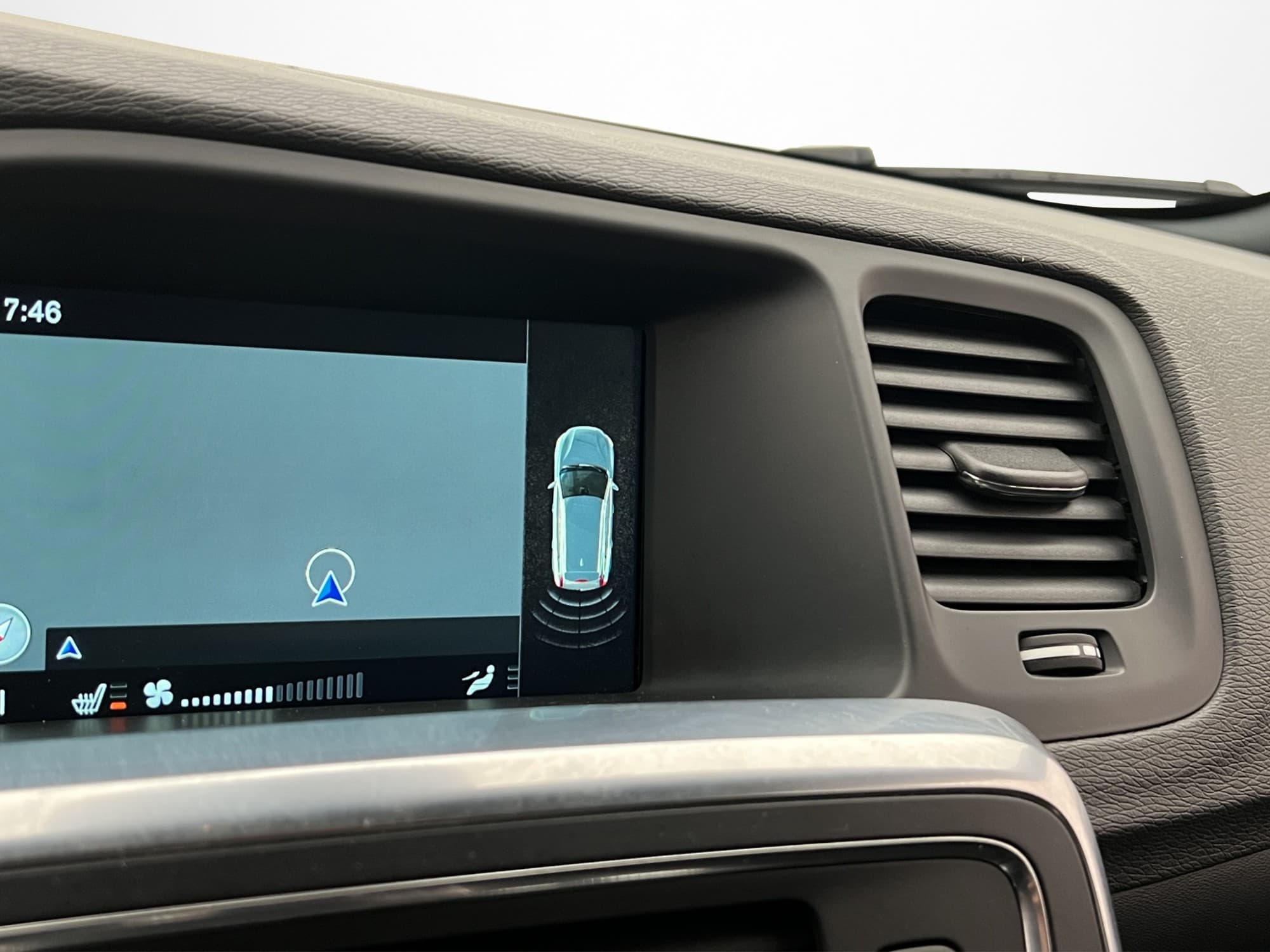 Volvo V60 Cross Country D4 190hk AWD Värmare Navi Drag