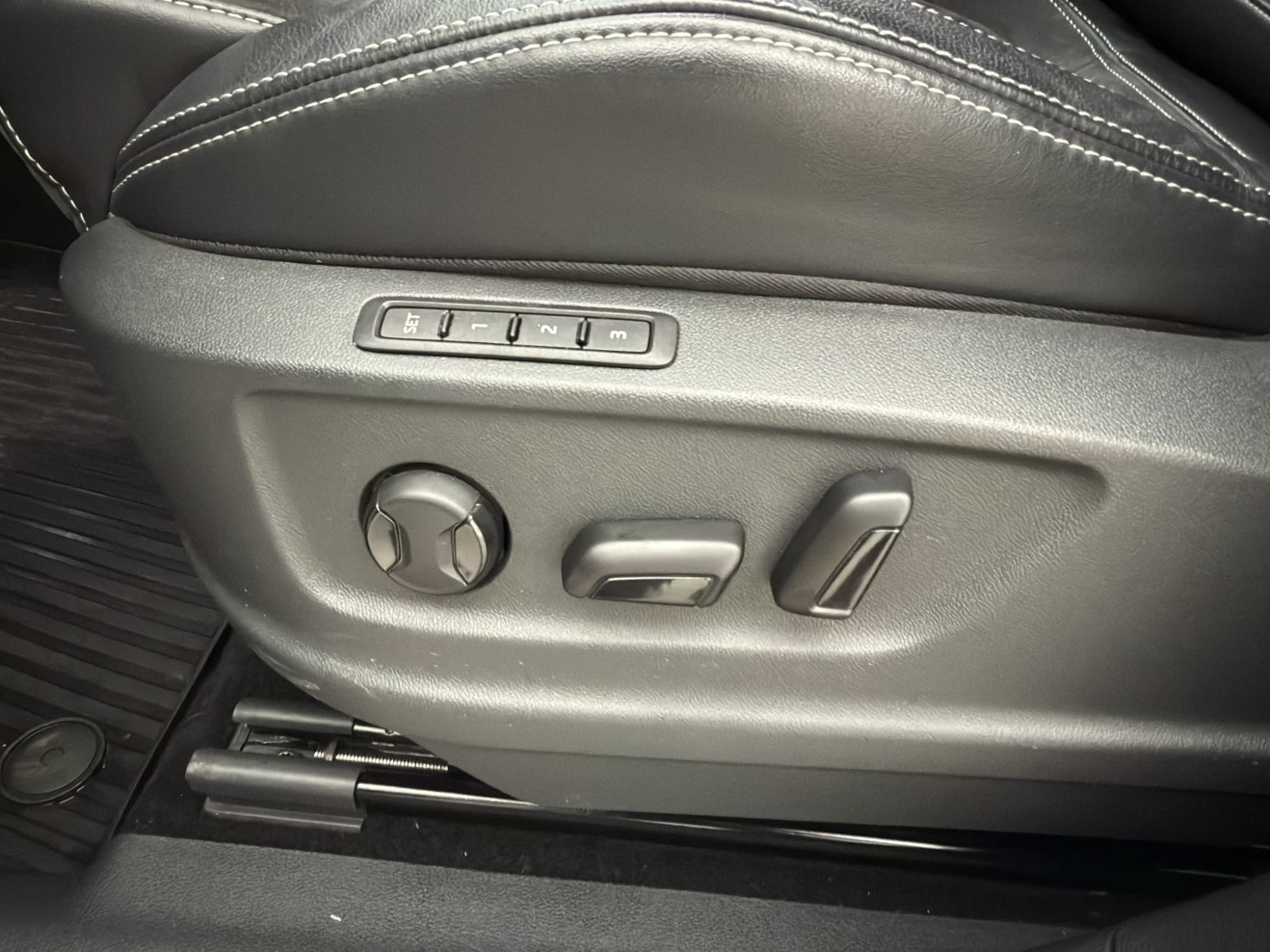 Skoda Kodiaq TSI 4x4 Sportline Cockpit Värmare Canton Kamera