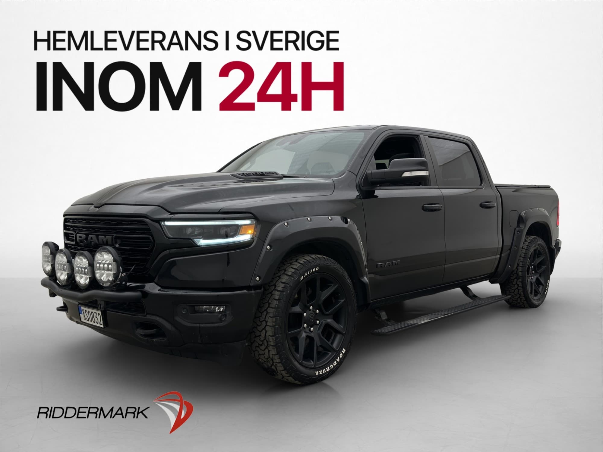 Dodge RAM 1500 Limited Night V8 4x4 Luft Pano H/K Skinn Moms