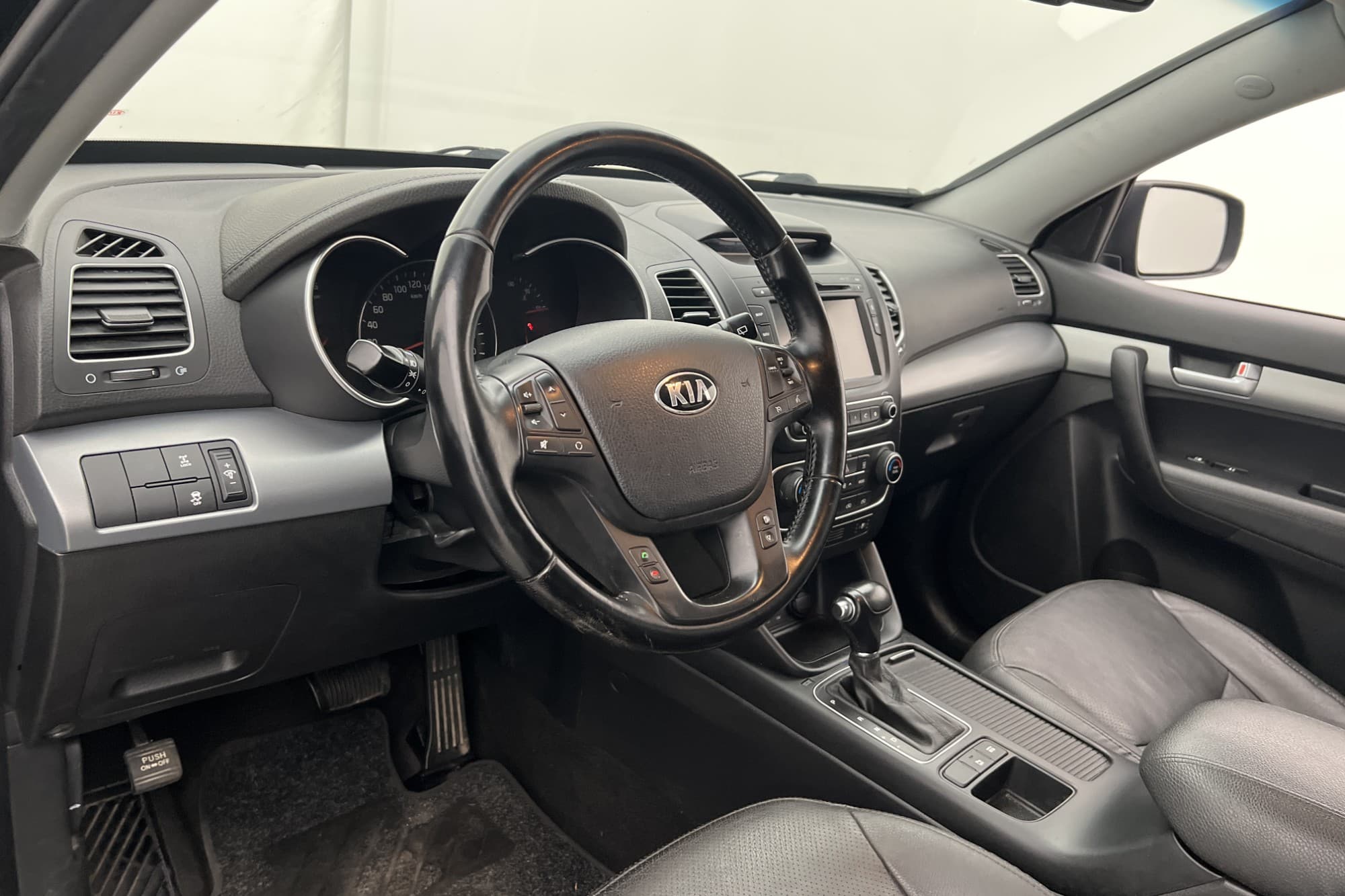 Kia Sorento 2.2 CRDi 4WD 197hk Business Kamera Skinn Drag