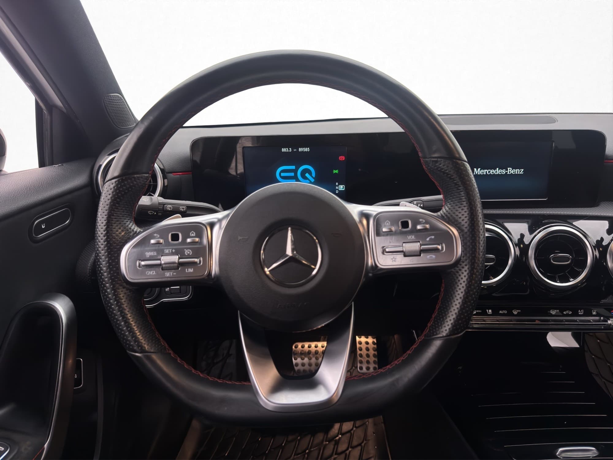 Mercedes-Benz A 250e 218hk AMG Värmare Kamera Keyless MOMS