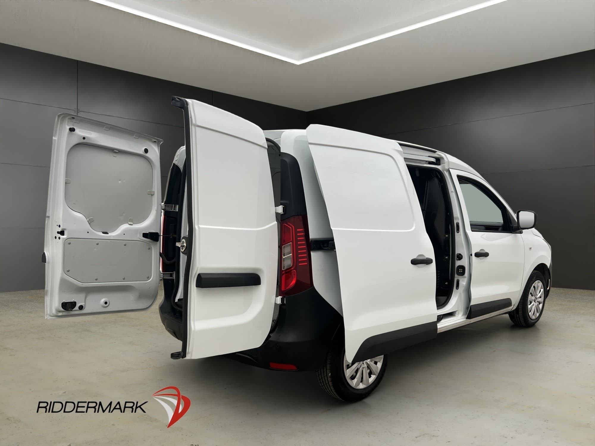 Renault Kangoo 1.5dCi 95hk Värmare Bluetooth MOMS