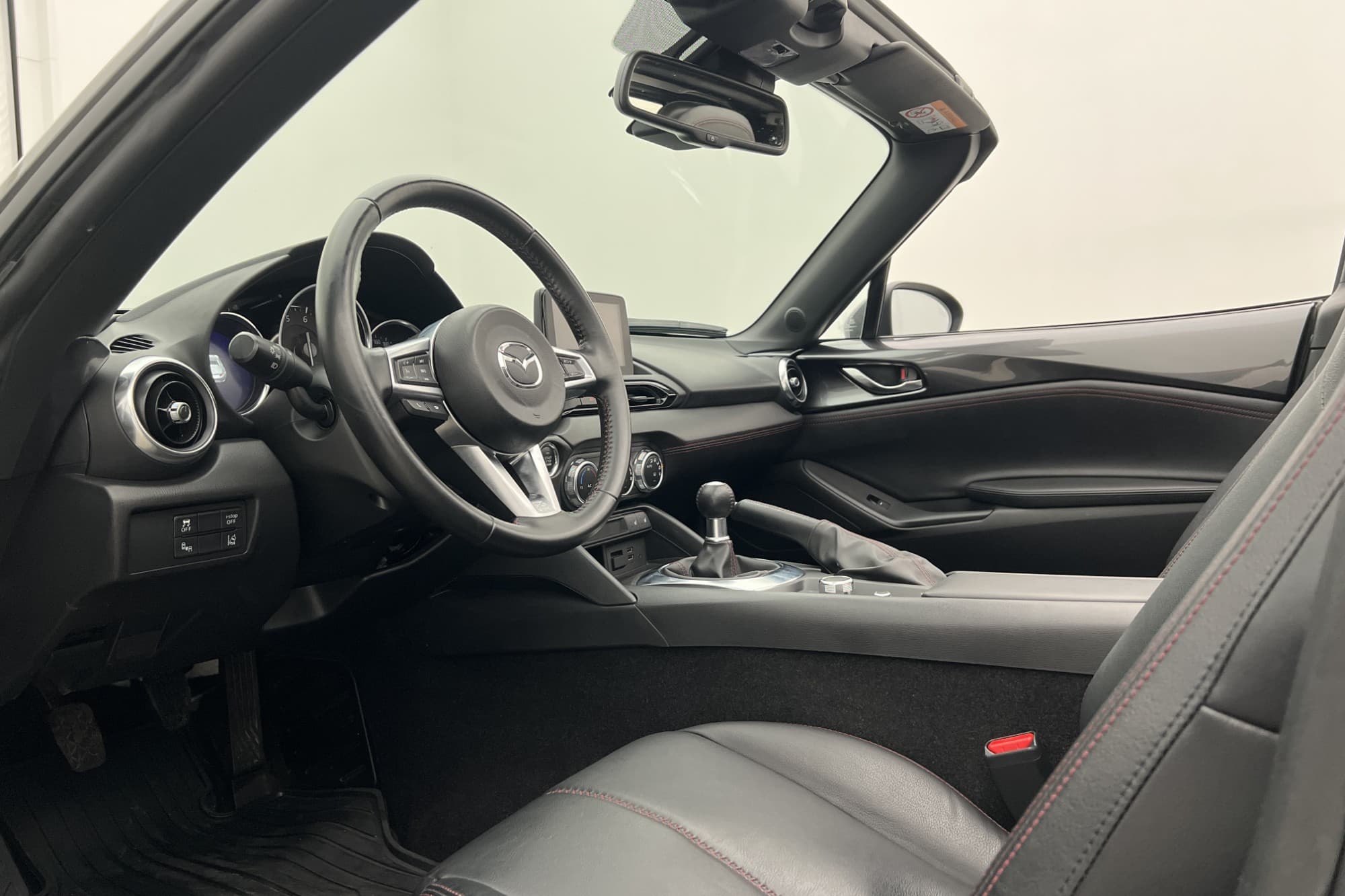 Mazda MX-5 RF 2.0 SKYACTIV-G 160hk Navi Skinn Sensorer BLIS