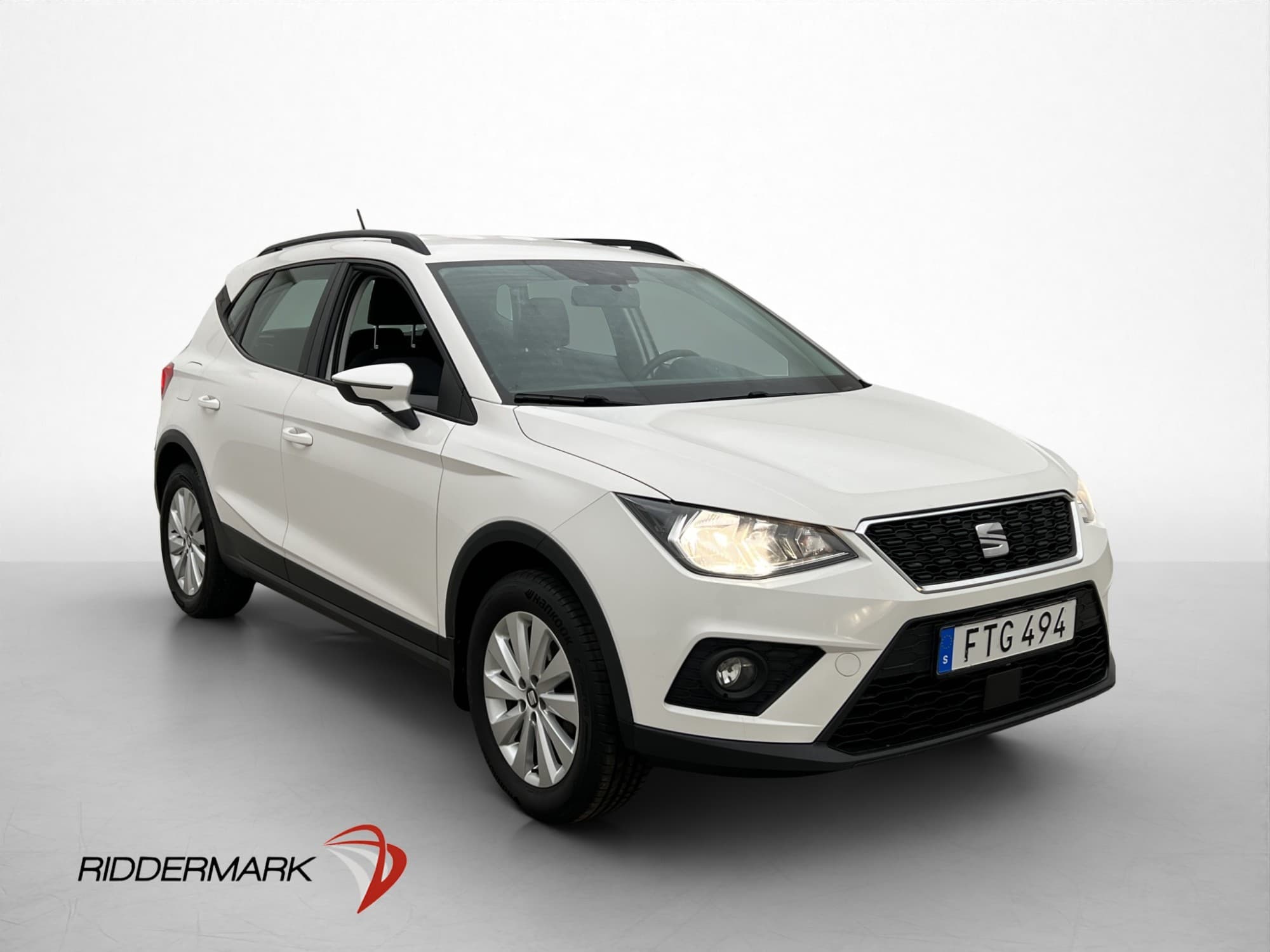 SEAT Arona 1.0 TSI 95hk Style CarPlay P-Sensorer 0.49l/mil
