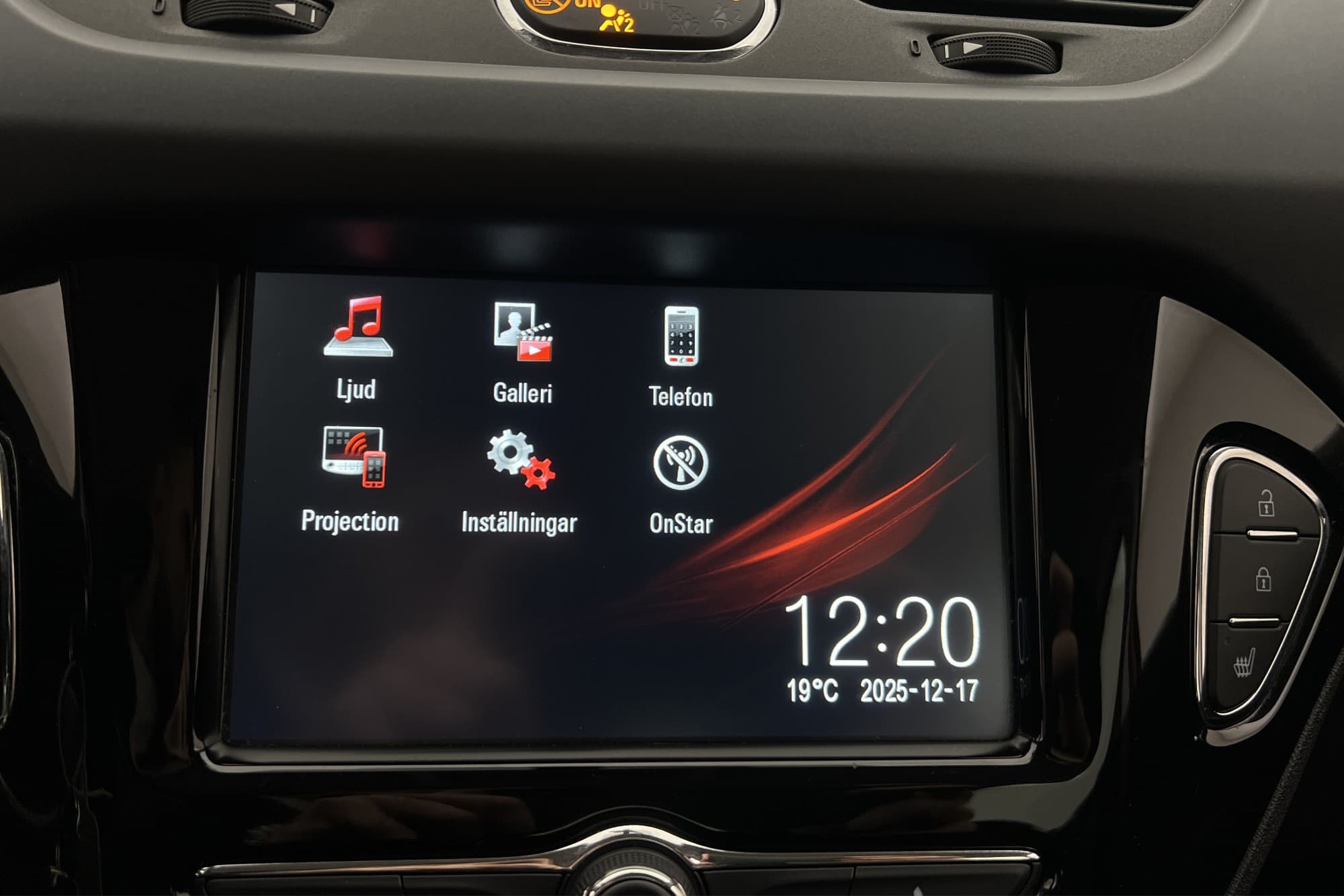 Opel Corsa 1.4 90hk Enjoy P-Sensorer Farthållare Bluetooth