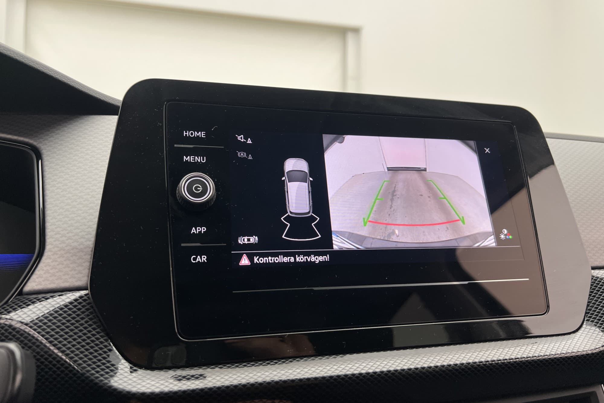Volkswagen T-Cross 1.0 TSI 95hk Cockpit CarPlay Kamera