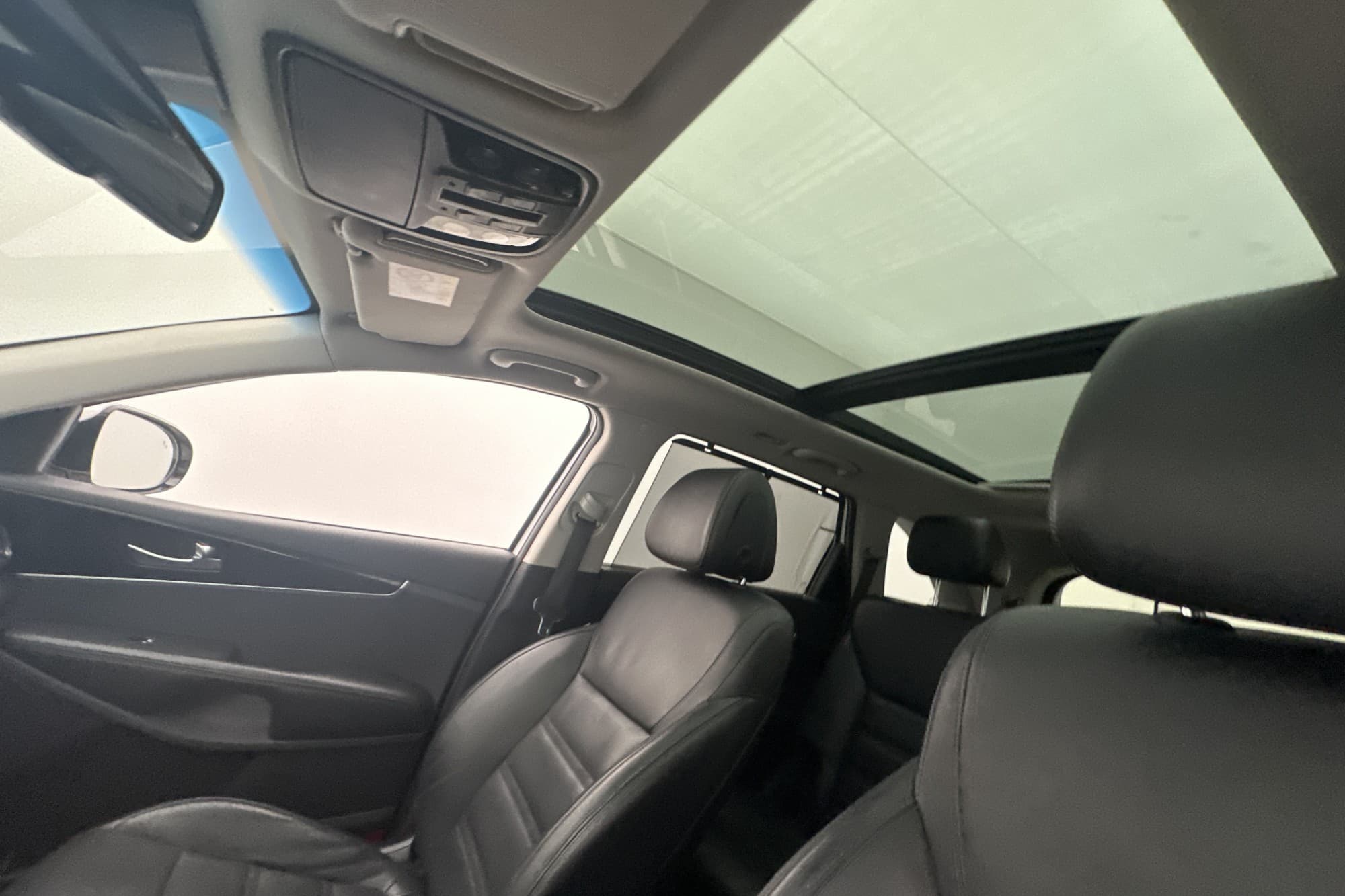 Kia Sorento 2.2 CRDi AWD Business 7-Sits Värmare Pano Drag