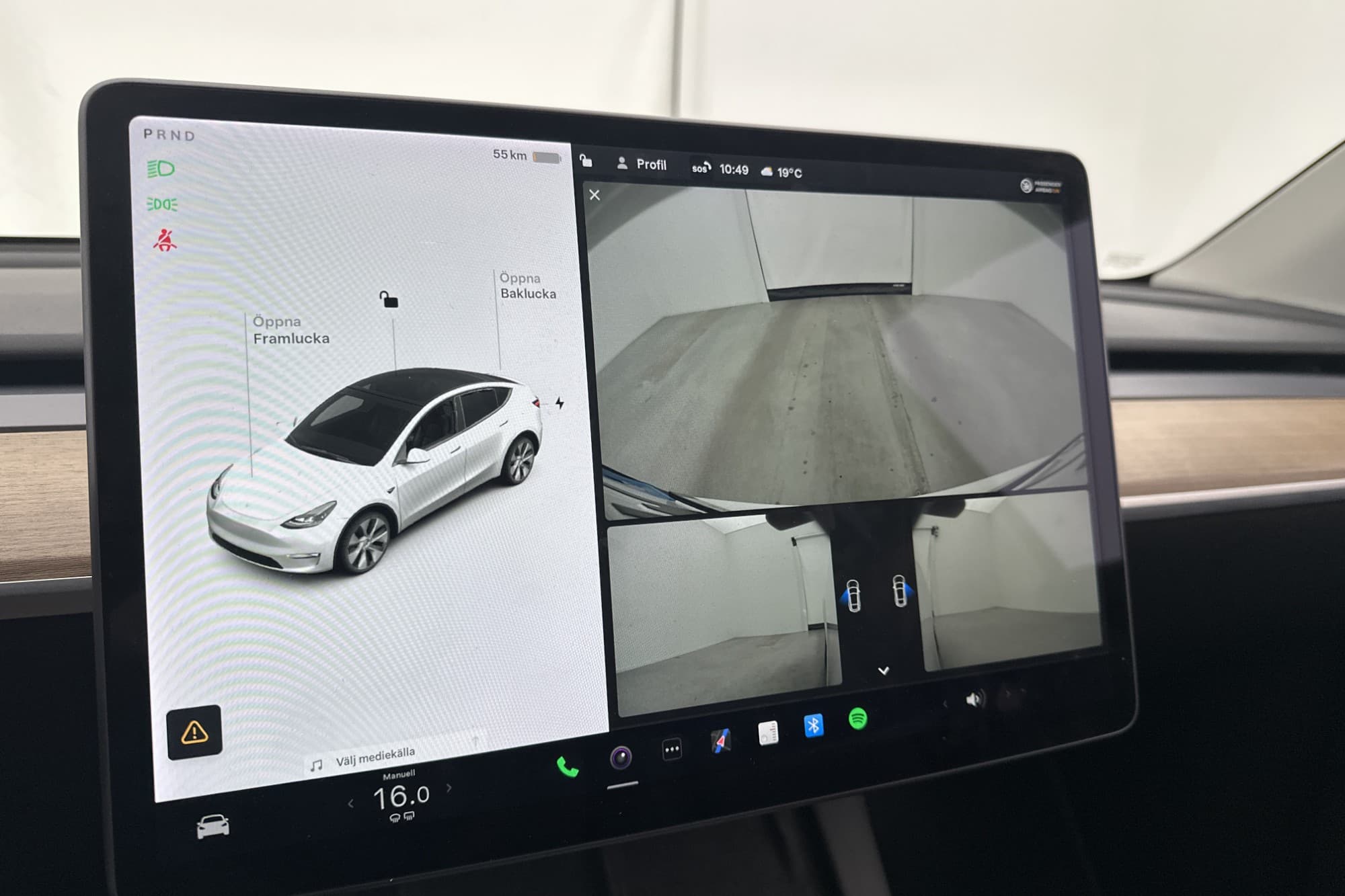 Tesla Model Y Long Range AWD Autopilot Svensksåld