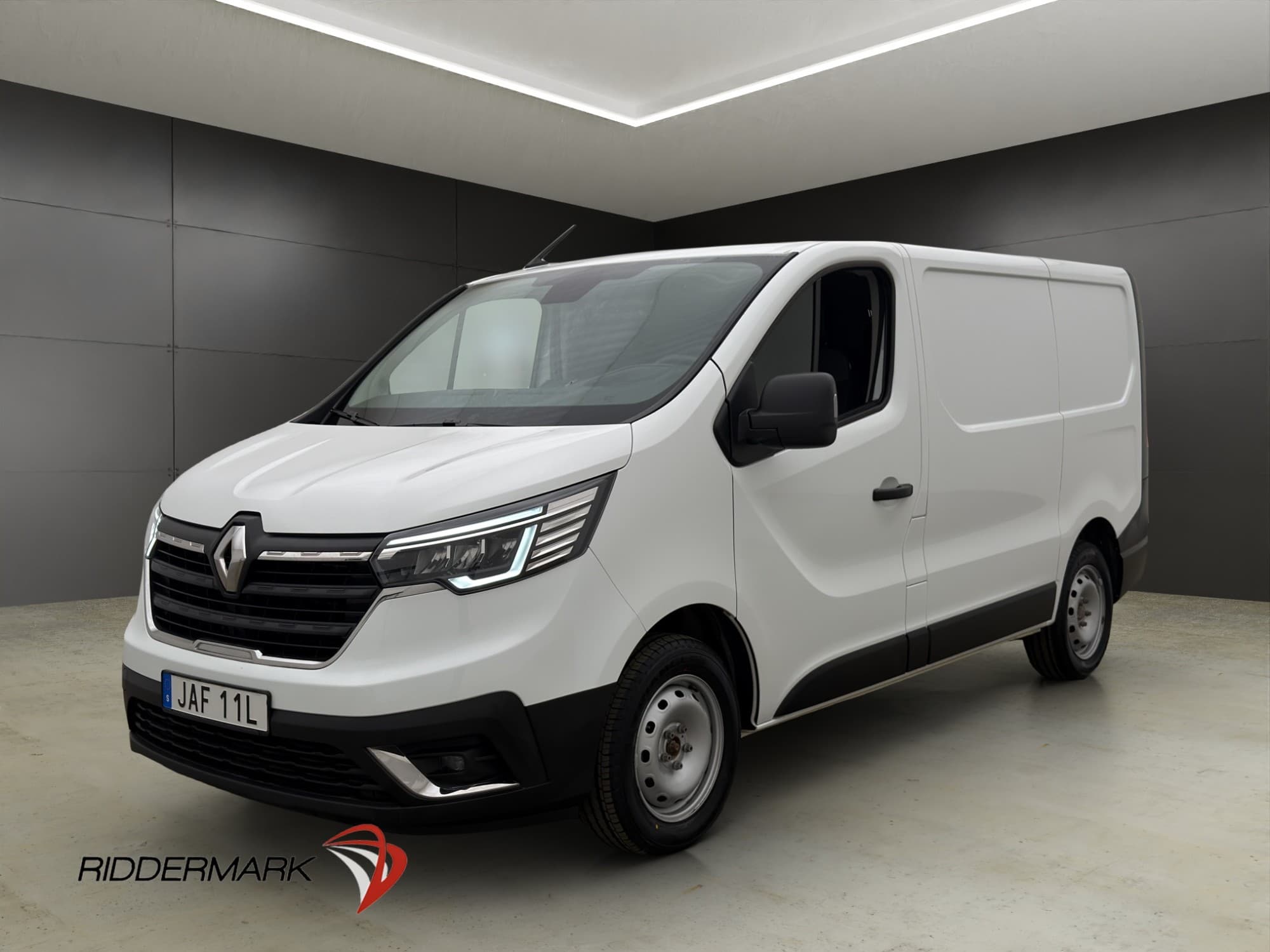 Renault trafic 2.0dCi 130hk PDC 3-Sits LED Bluetooth MOMS