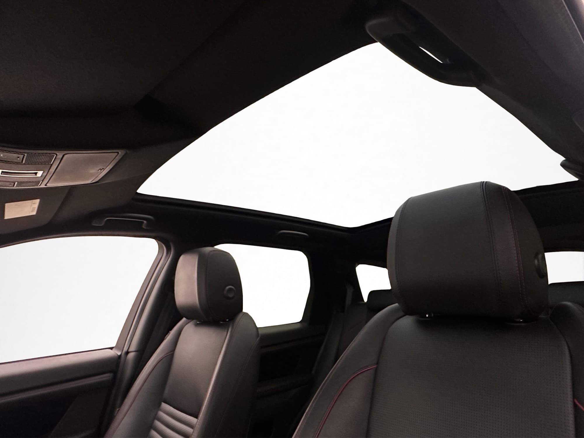 Land Rover Discovery Sport P200 AWD SE Drag MERIDIAN Pano