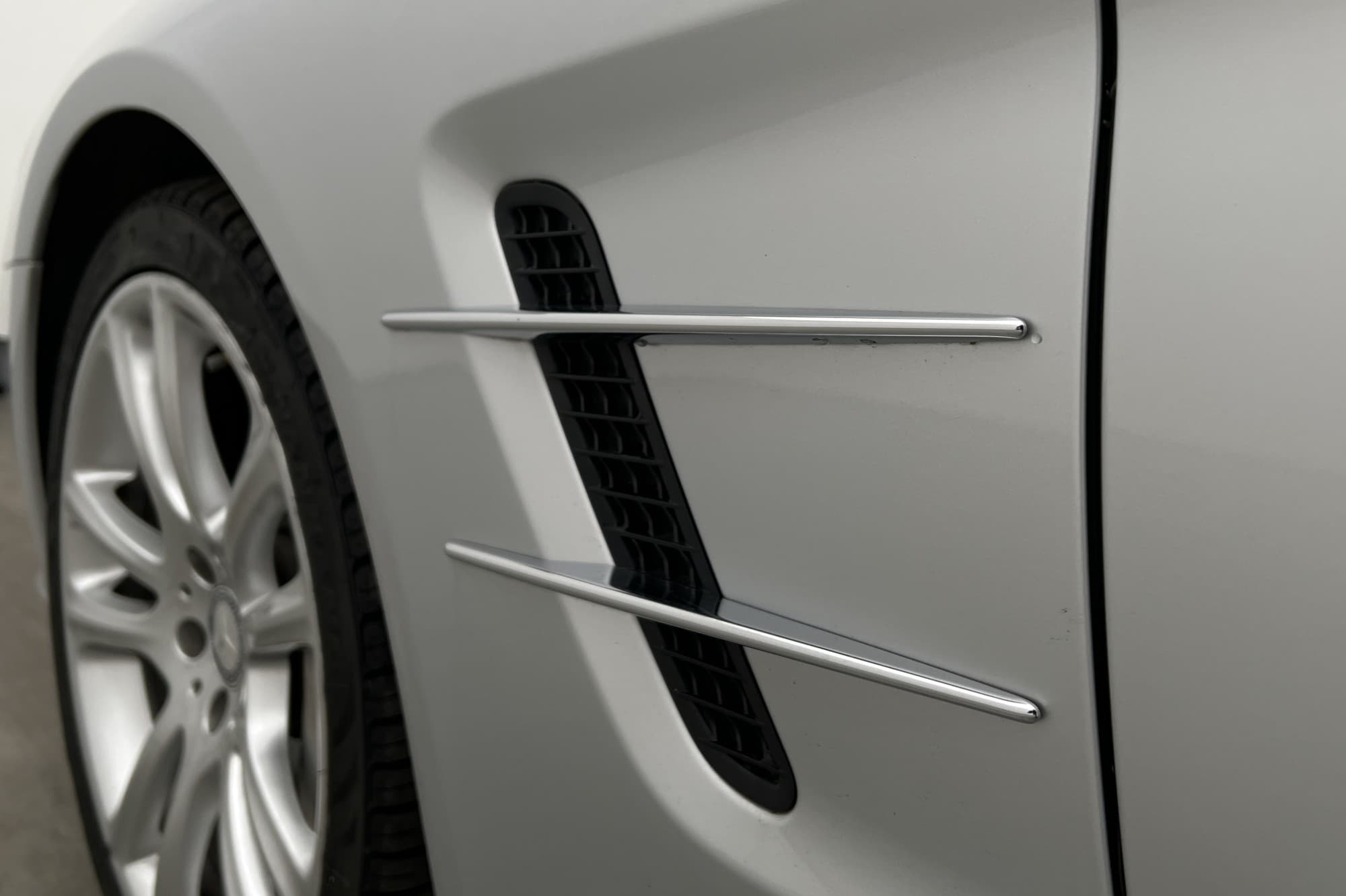 Mercedes-Benz SL 500 Roadster V8 435hk Elstolar Skinn Navi