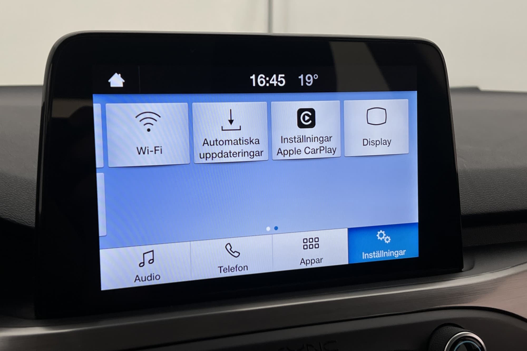 Ford Focus 1.5 Kombi 120hk Titanium Värmare CarPlay Keyless