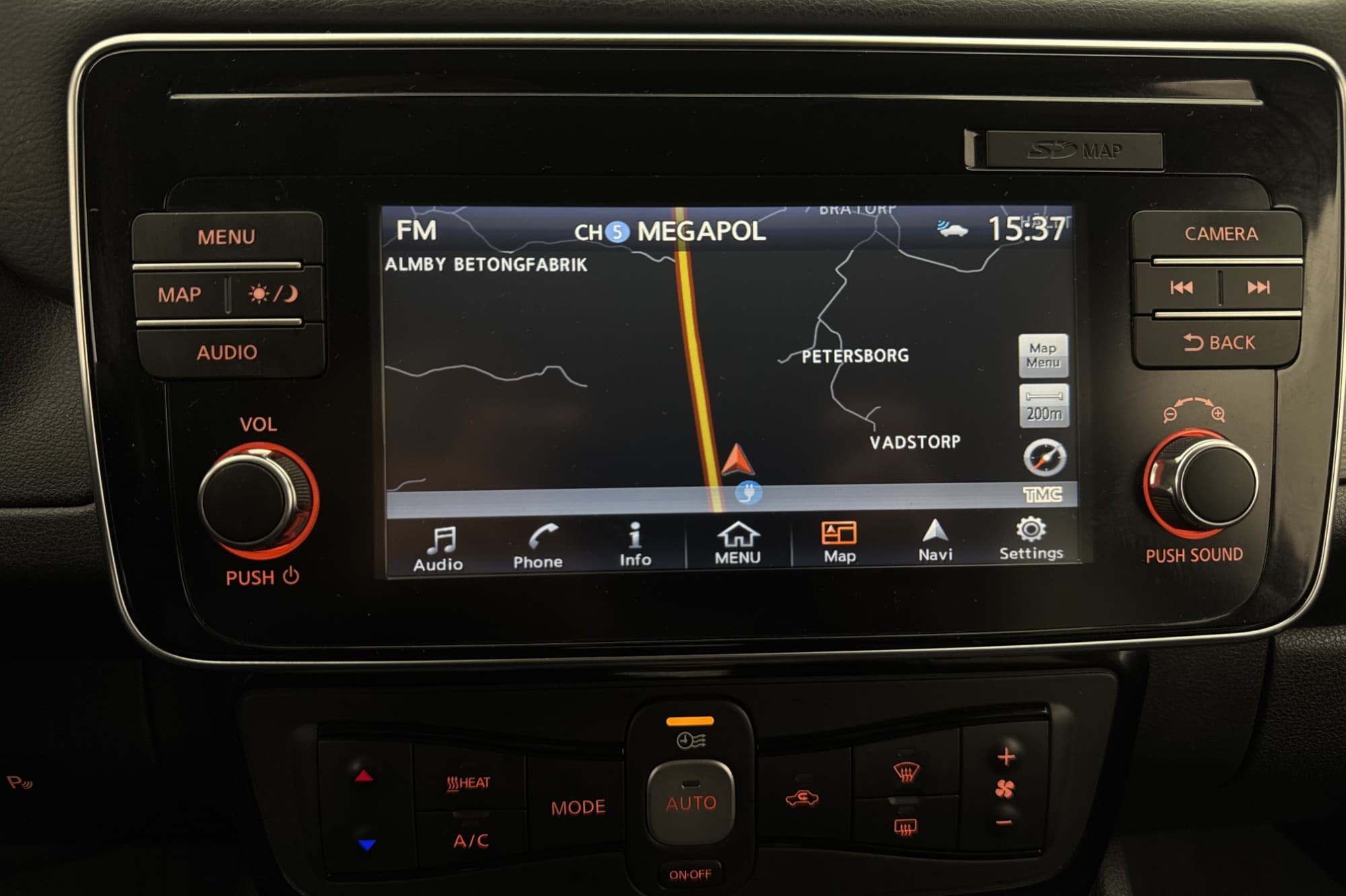 Nissan Leaf 40 kWh 150hk N-Connecta 360° Kamera GPS Rattvärm
