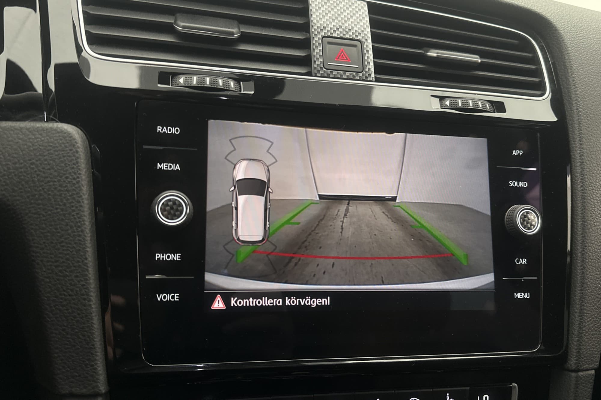 Volkswagen Golf GTI Performance 245hk Cockpit Värmare Kamera