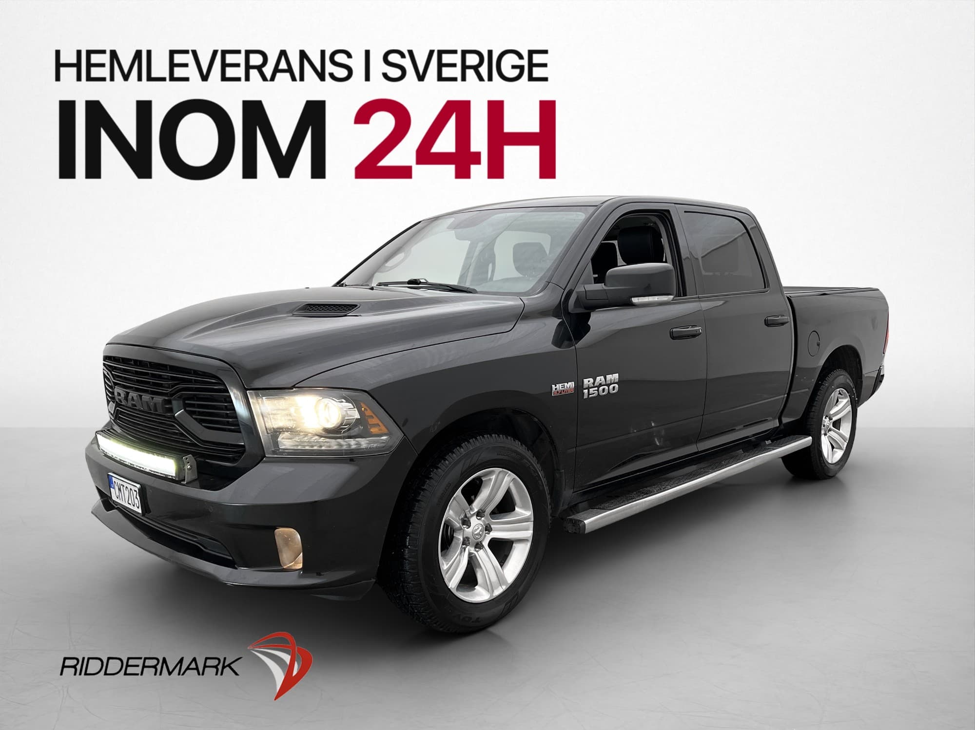 Dodge RAM Sport 5.7 4x4 395hk Luftfjädring Drag Kamera Skinn