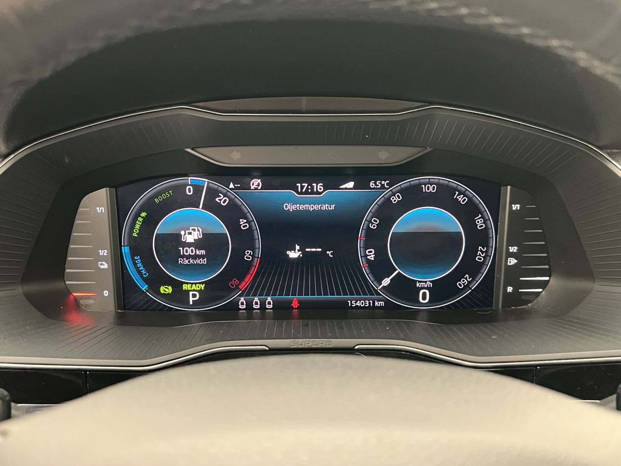 Skoda Superb TSI L&K Cockpit P-Värmare Kamera Navi Drag