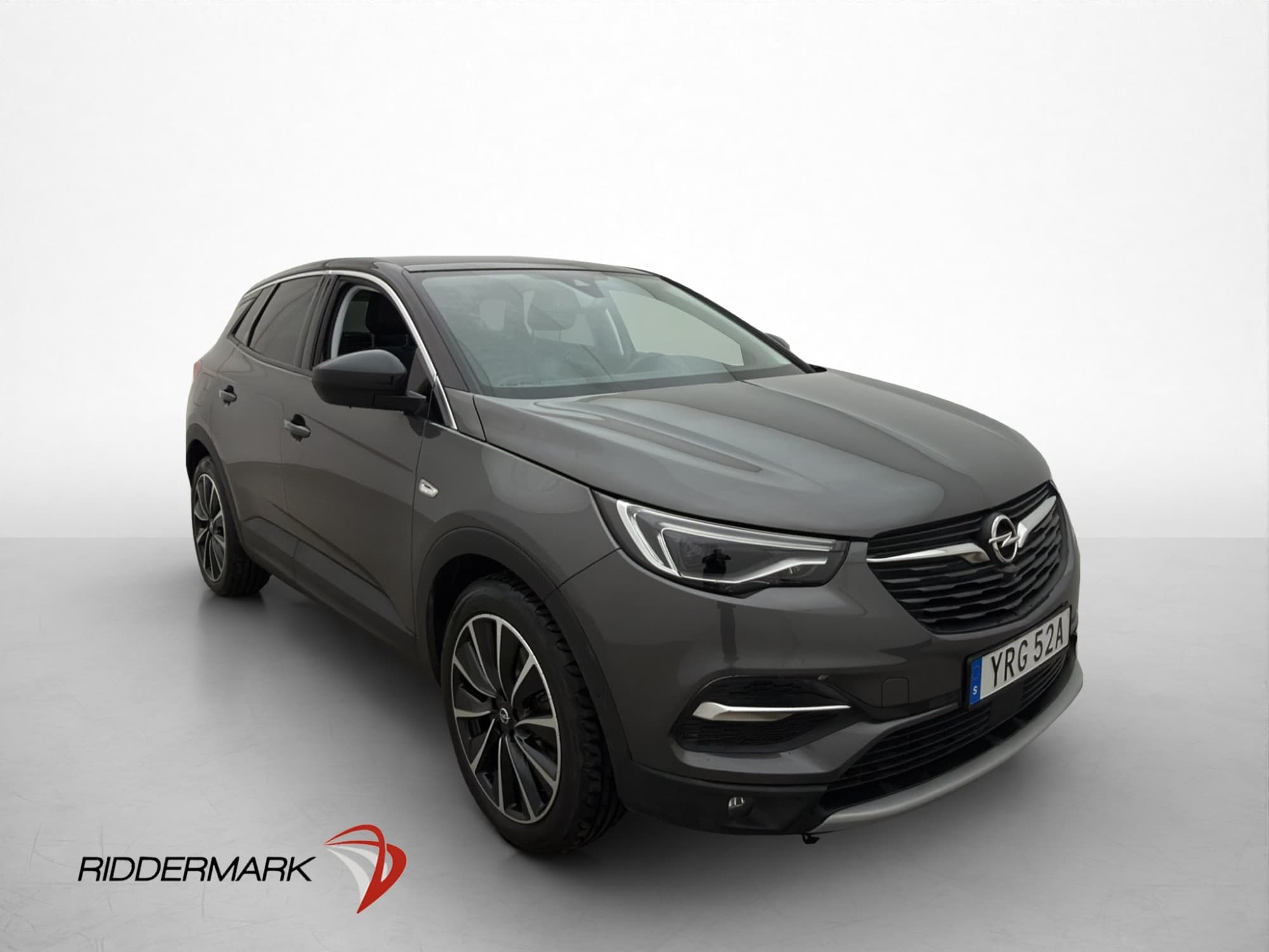 Opel Grandland X 130hk Ultimate Pano 360° Navi CarPlay Drag