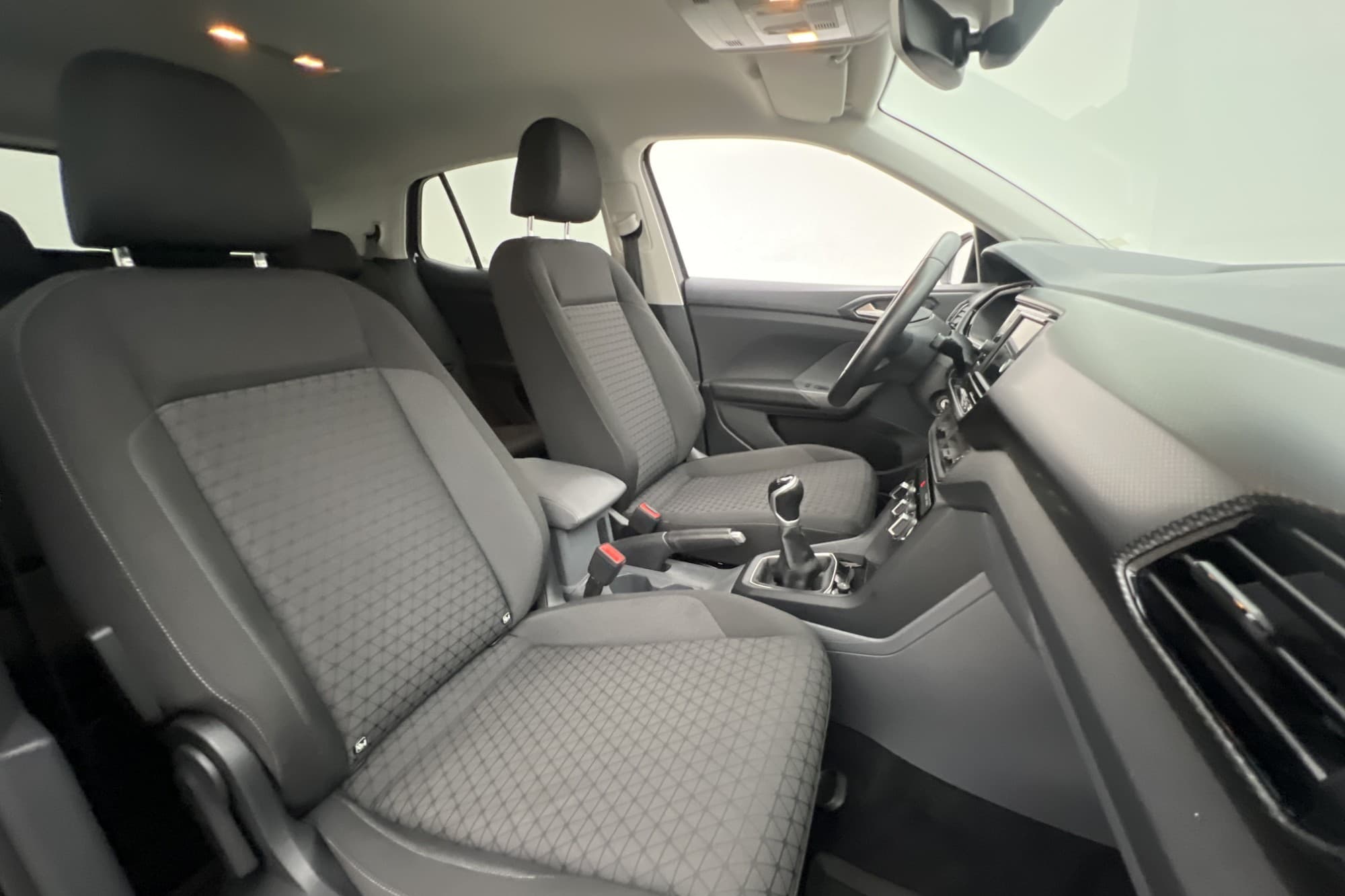 Volkswagen T-Cross 1.0 TSI 95hk Sensorer Adaptiv-farthållare