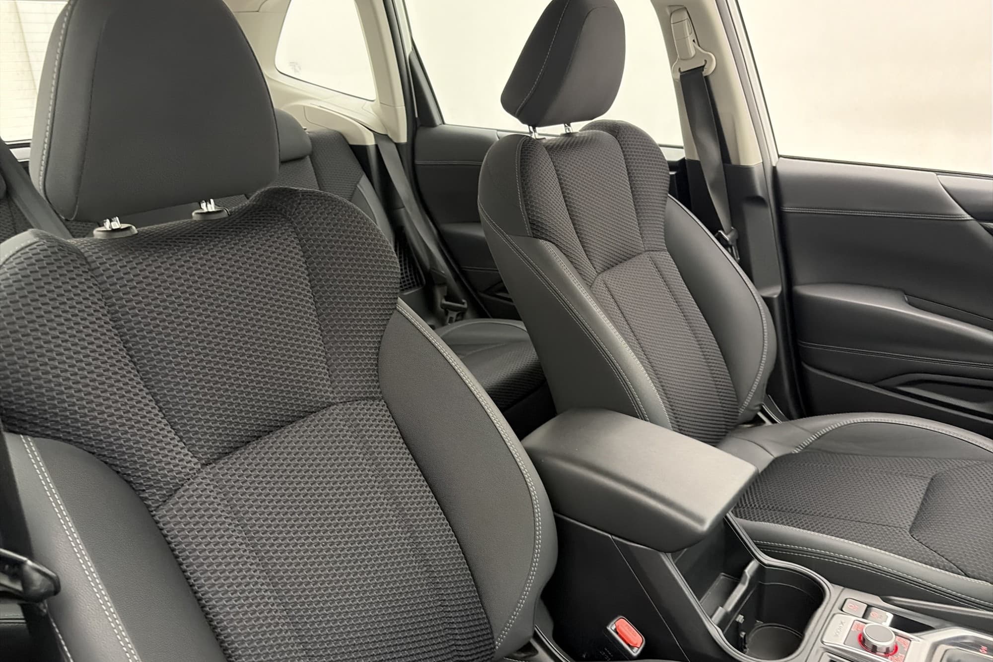 Subaru Forester e-Boxer AWD M-Värmare Drag Kamera CarPlay
