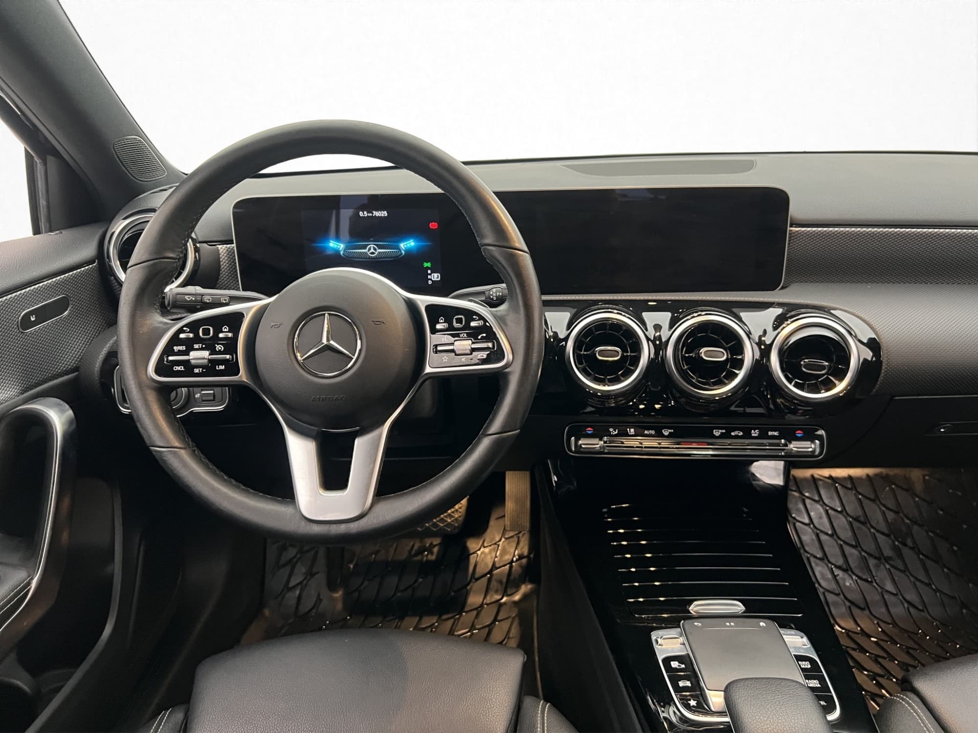 Mercedes-Benz A 180 136hk Progressive Kamera CarPlay Navi