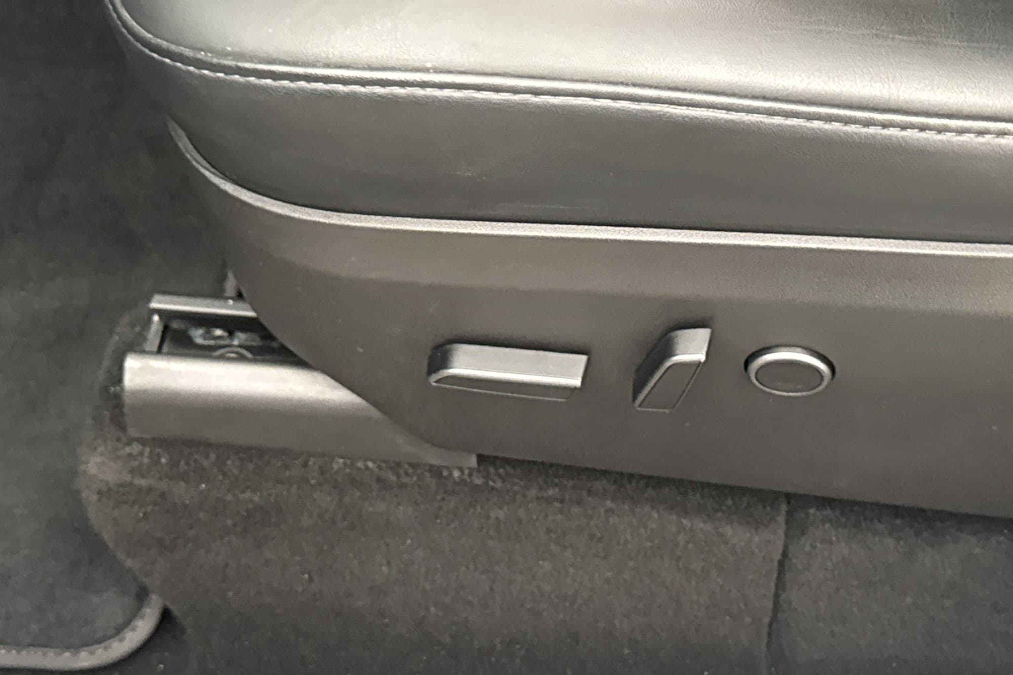 Tesla Model Y Performance AWD Autopilot Svensksåld MOMS