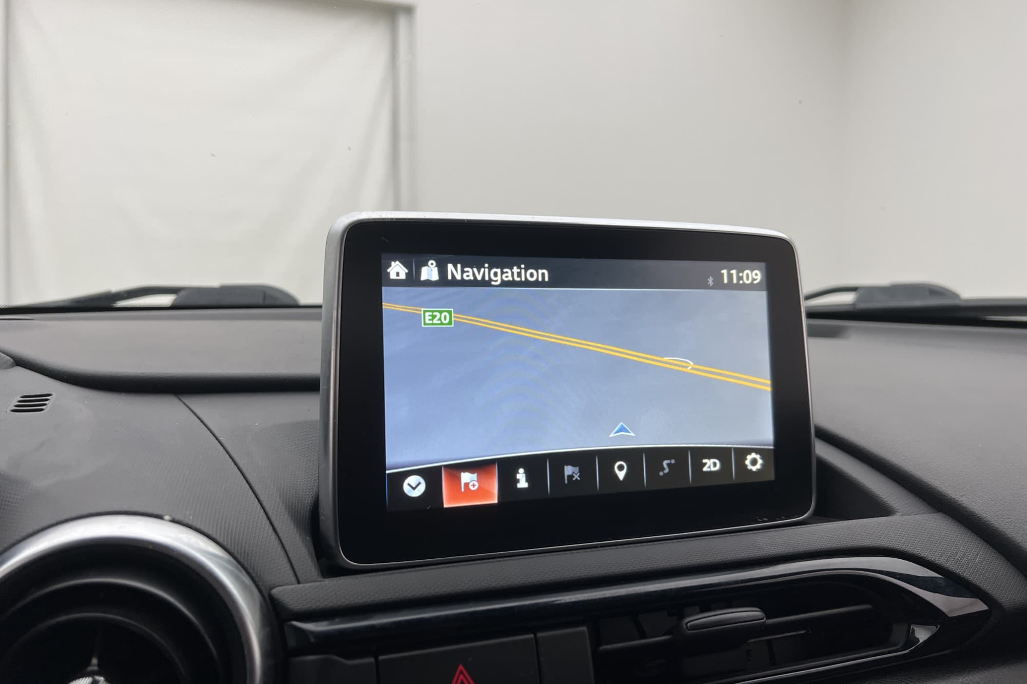 Mazda MX-5 RF 2.0 160hk Hardtop Navigation P-Sensorer Skinn