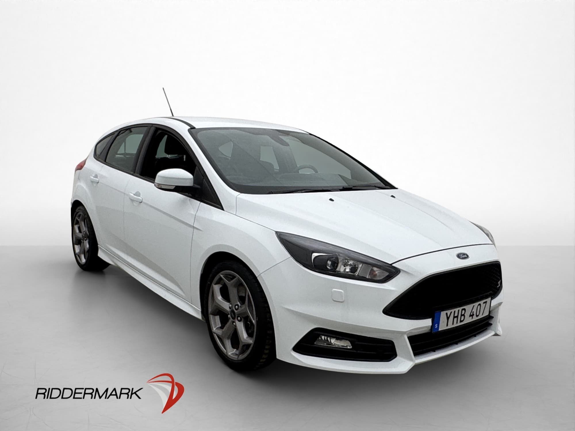 Ford Focus ST-3 250hk Recaro M/K-Värmare Skinn Elstol BT