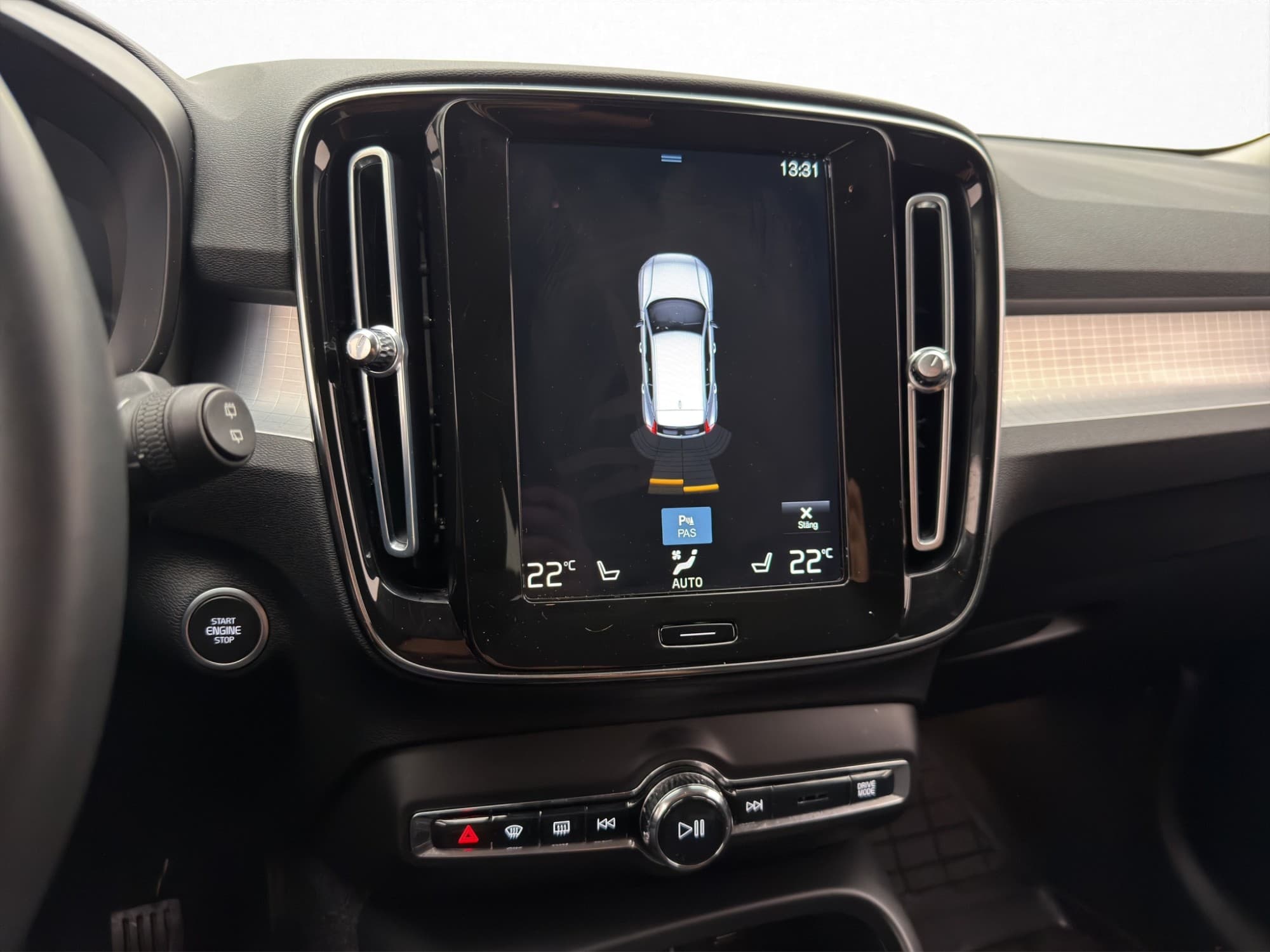 Volvo XC40 T2 129hk Momentum Värmare Adaptiv-Fart Dragkrok
