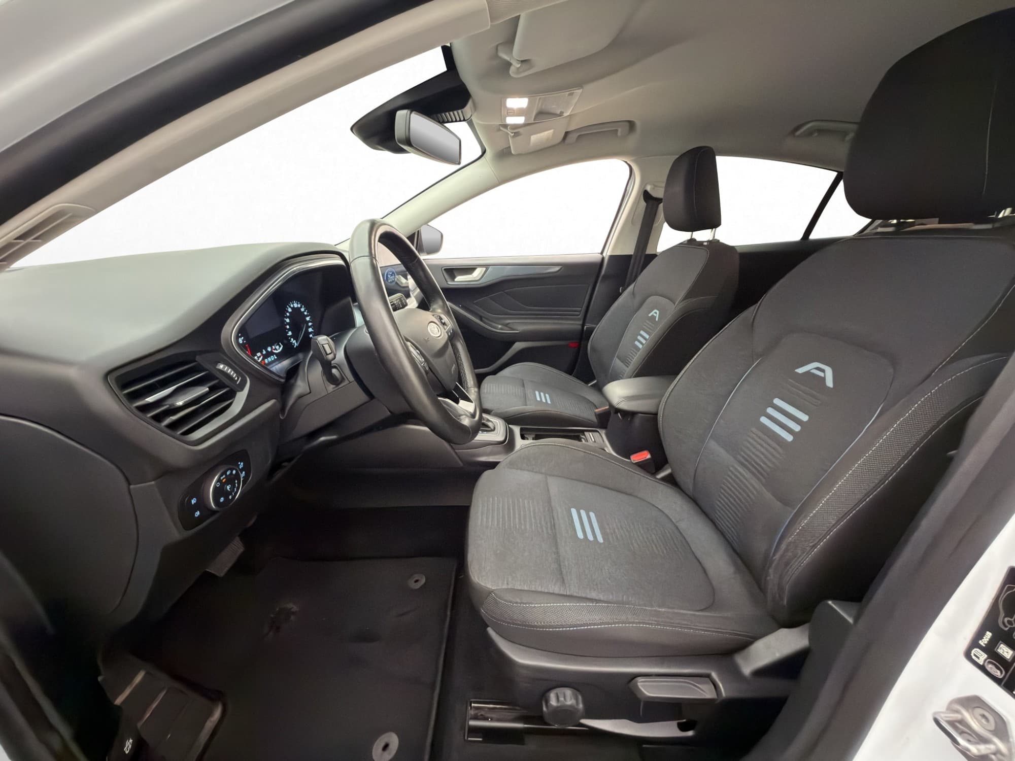 Ford Focus Active 125hk Business M-Värmare Kamera Navi MOMS