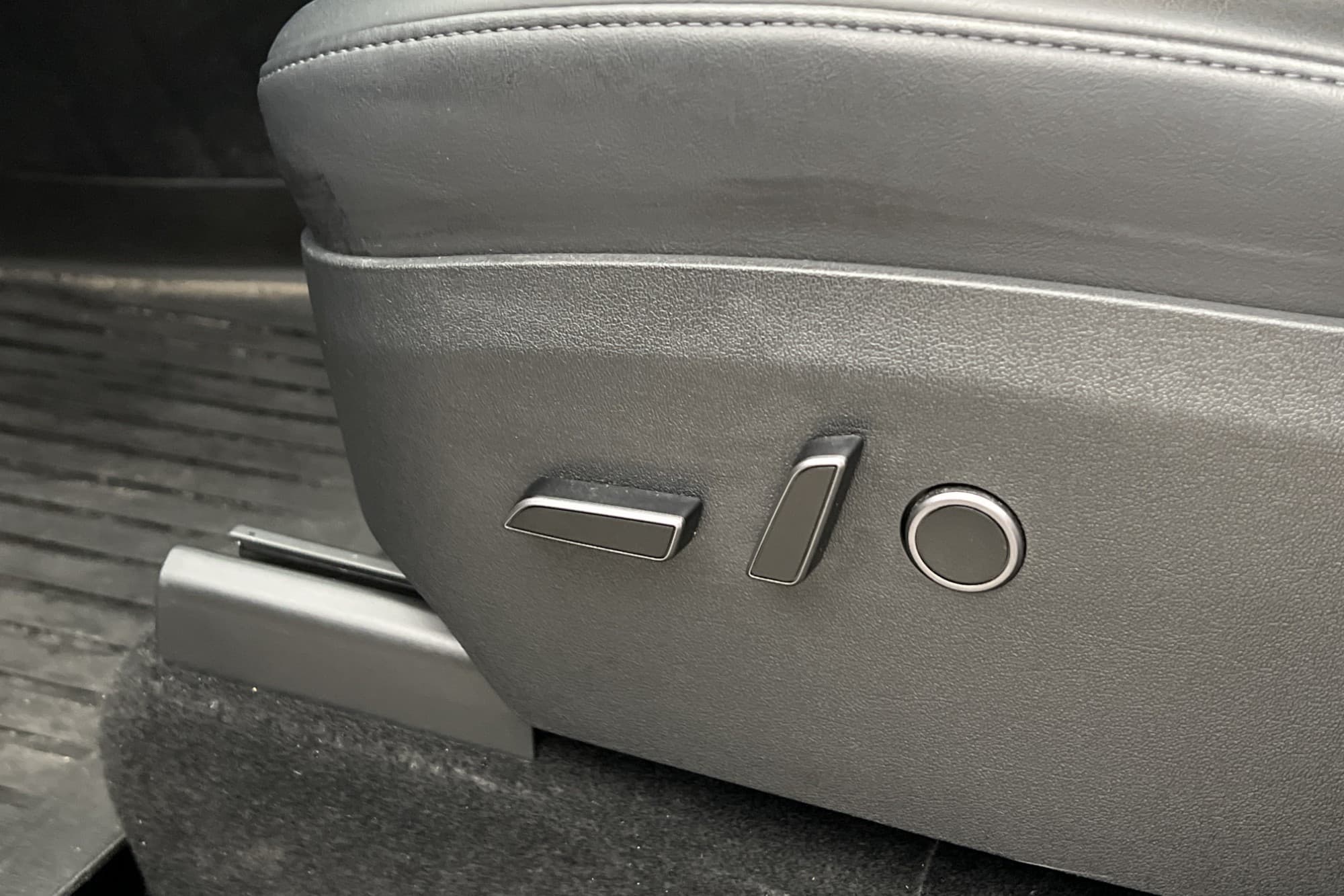 Tesla Model Y Long Range AWD Autopilot Dragkrok Sv.Såld MOMS