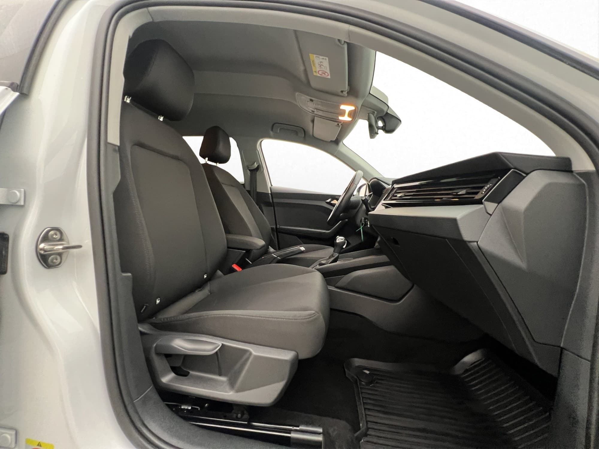 Audi A1 Sportback 30 TFSI Proline Cockpit CarPlay Sensorer