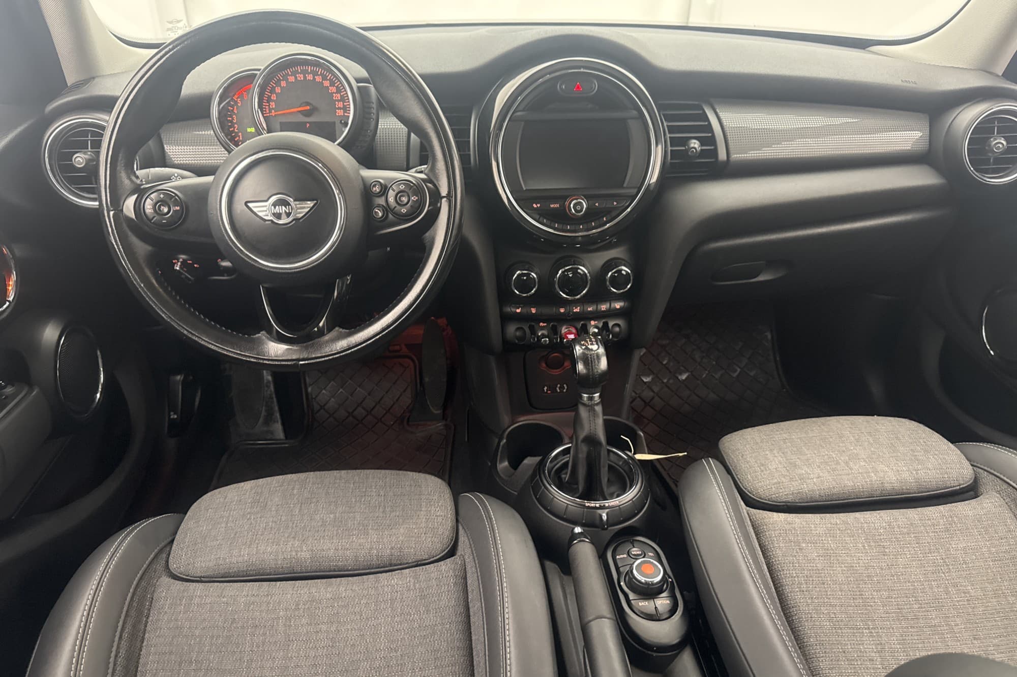 MINI Cooper D 5-dörrars 116hk Chili P-Sensorer Halvskinn