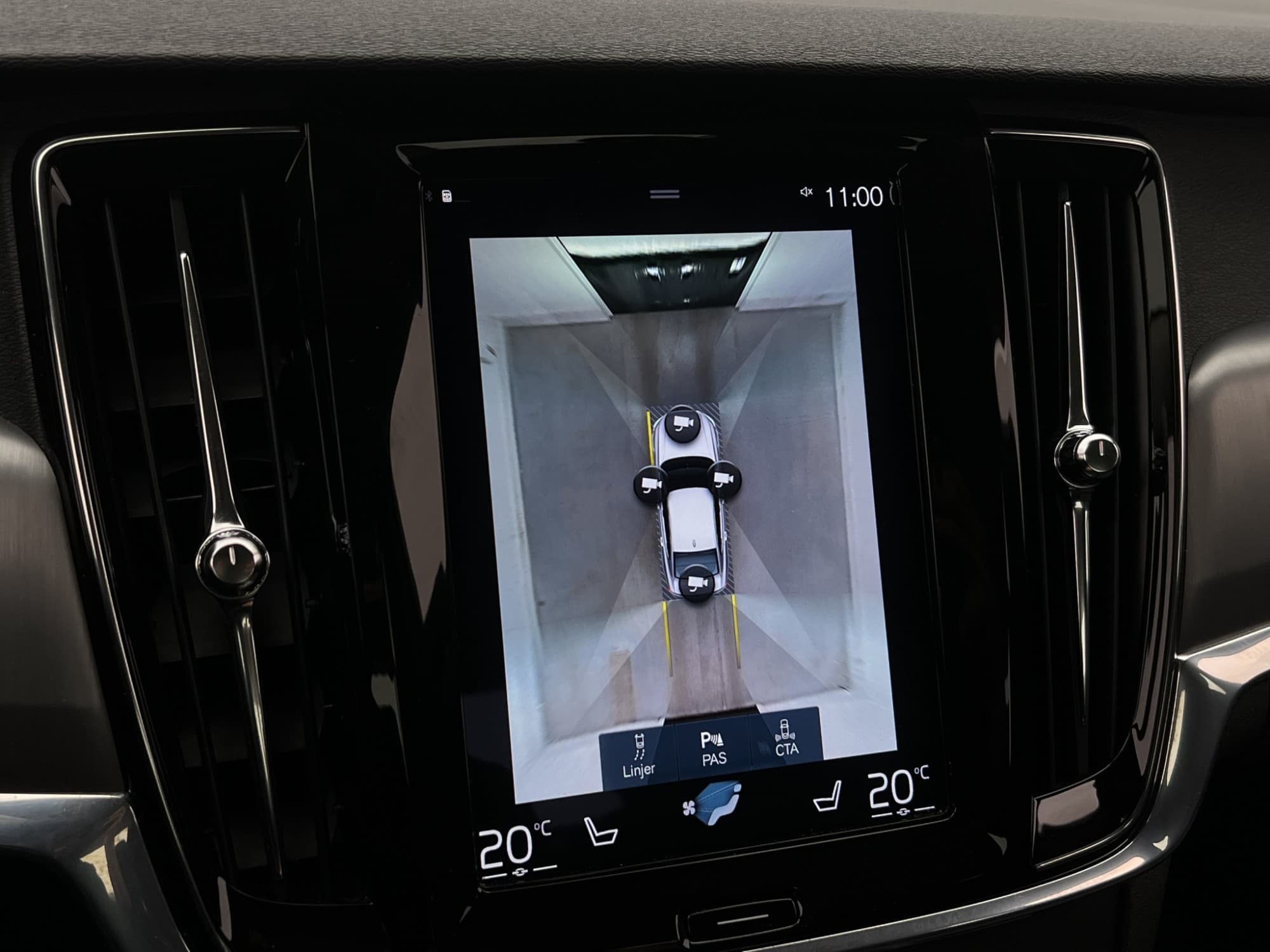 Volvo S90 D4 190hk HUD 360° Värmare CarPlay Rattvärme BLIS