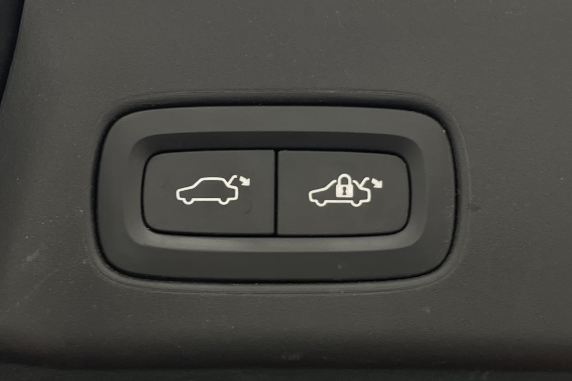 Volvo V90 T5 254hk Inscription VOC Värmare Adaptiv-f Skinn