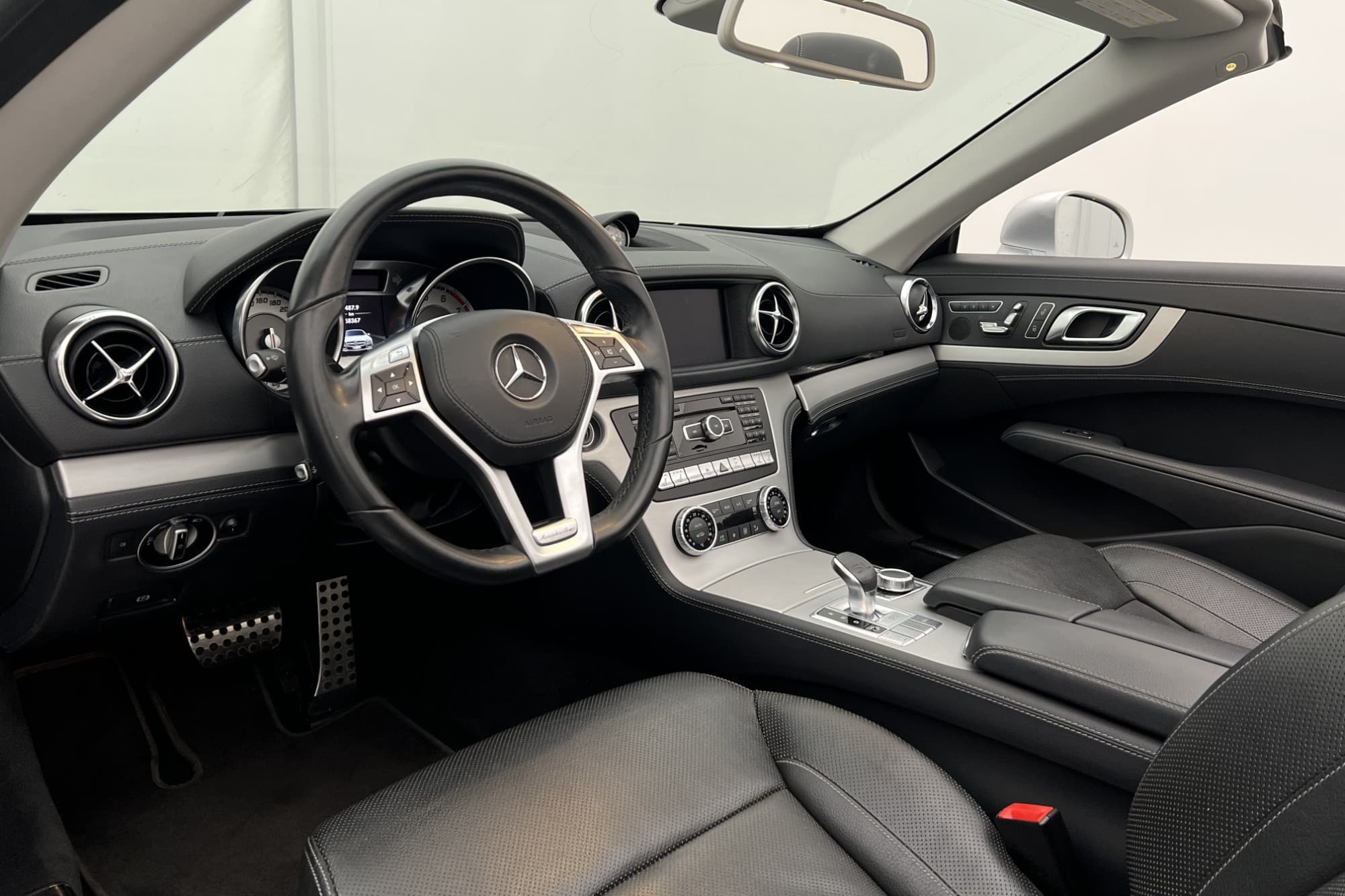 Mercedes-Benz SL 500 Roadster V8 435hk Elstolar Skinn Navi