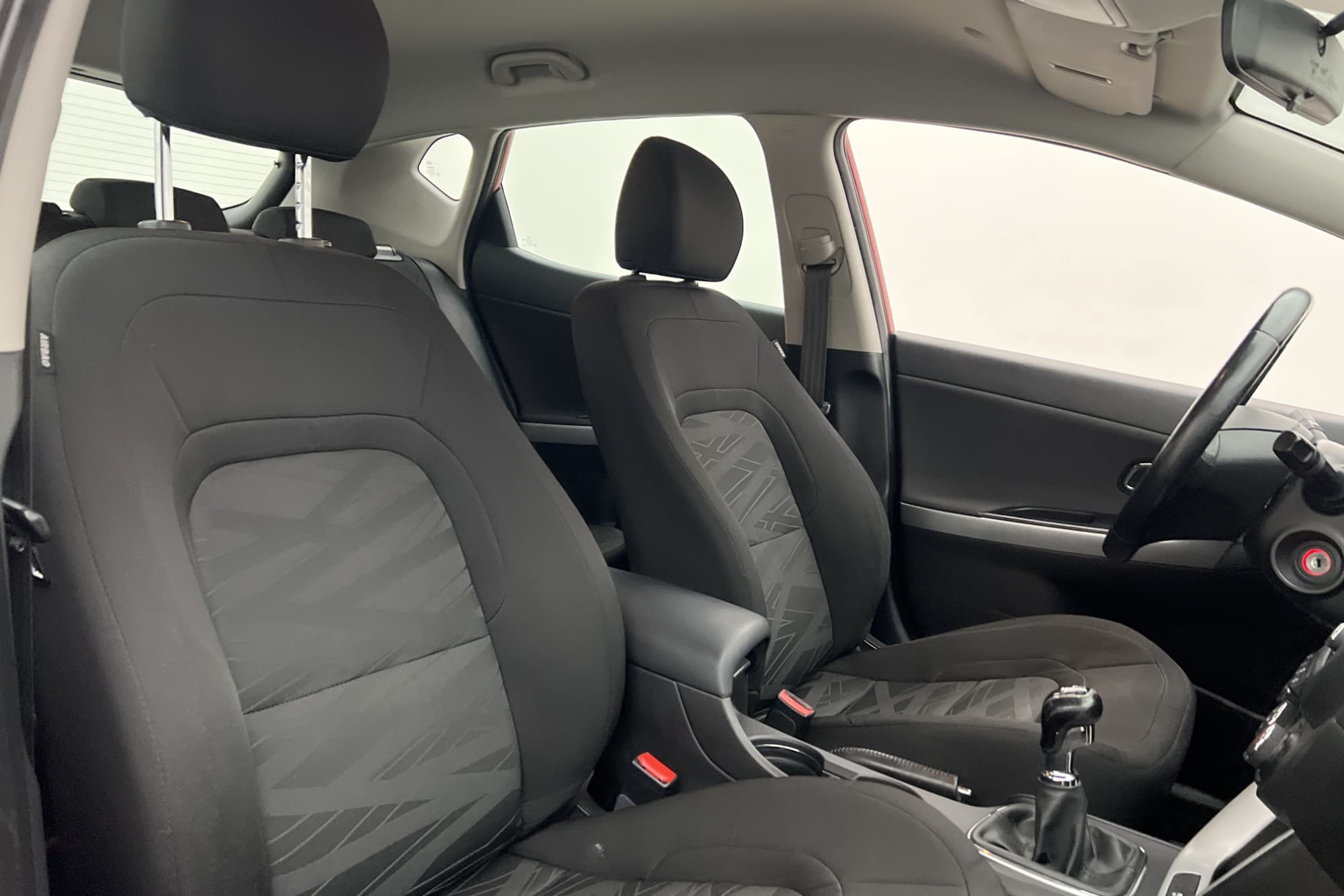 Kia Ceed 1.4 CVVT 99hk M/K-Värmare P-Sensorer Rattvärme