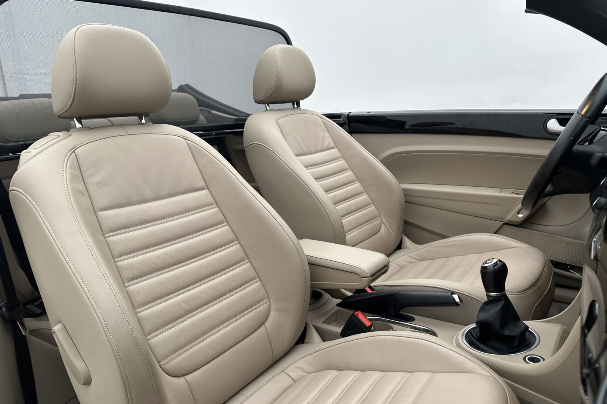 Volkswagen Beetle Cabriolet 1.2 TSI 105hk M&K-Värmare Skinn