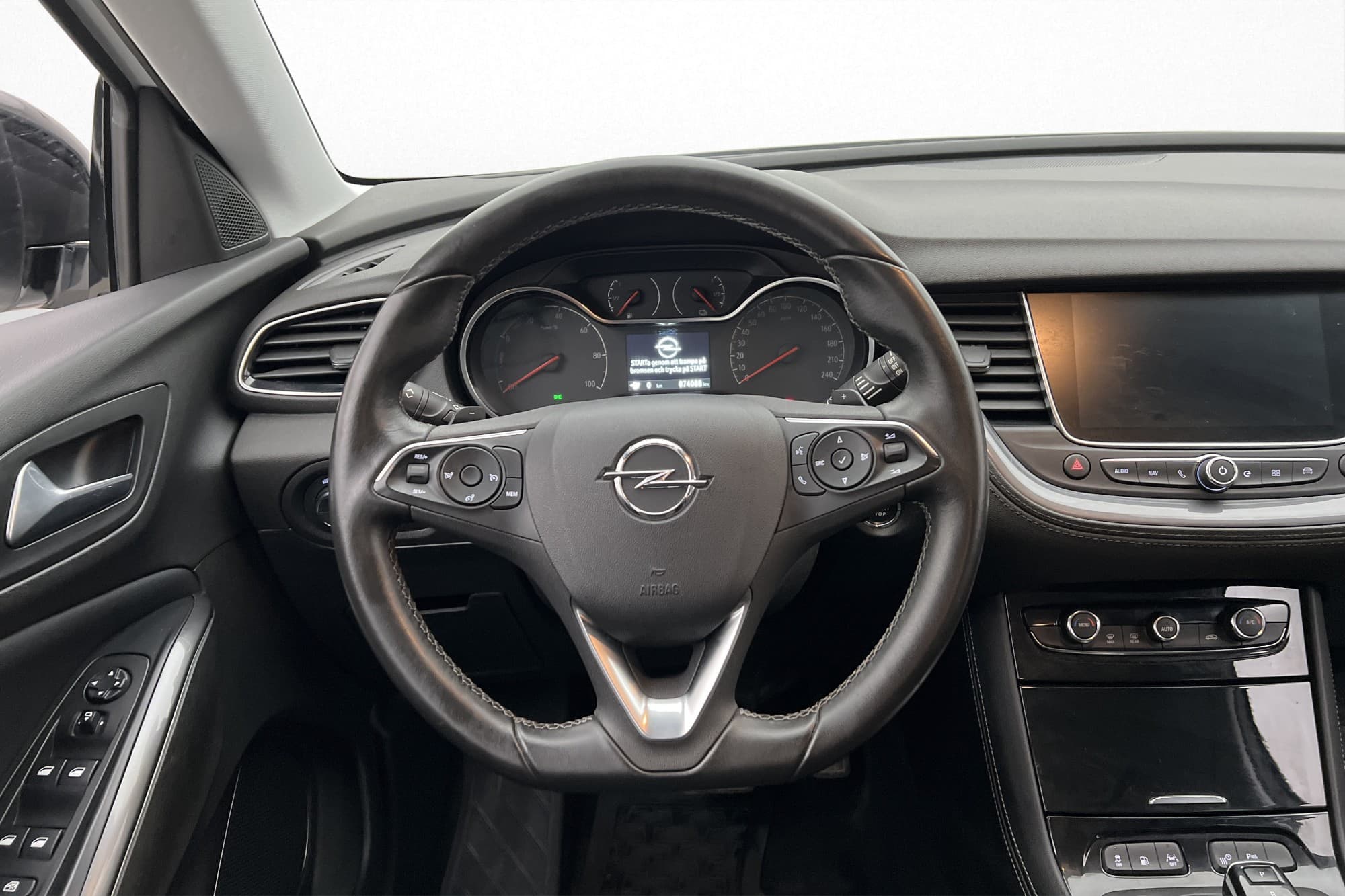 Opel Grandland Hybrid4 Design Line B-Kamera M-Värmare Navi