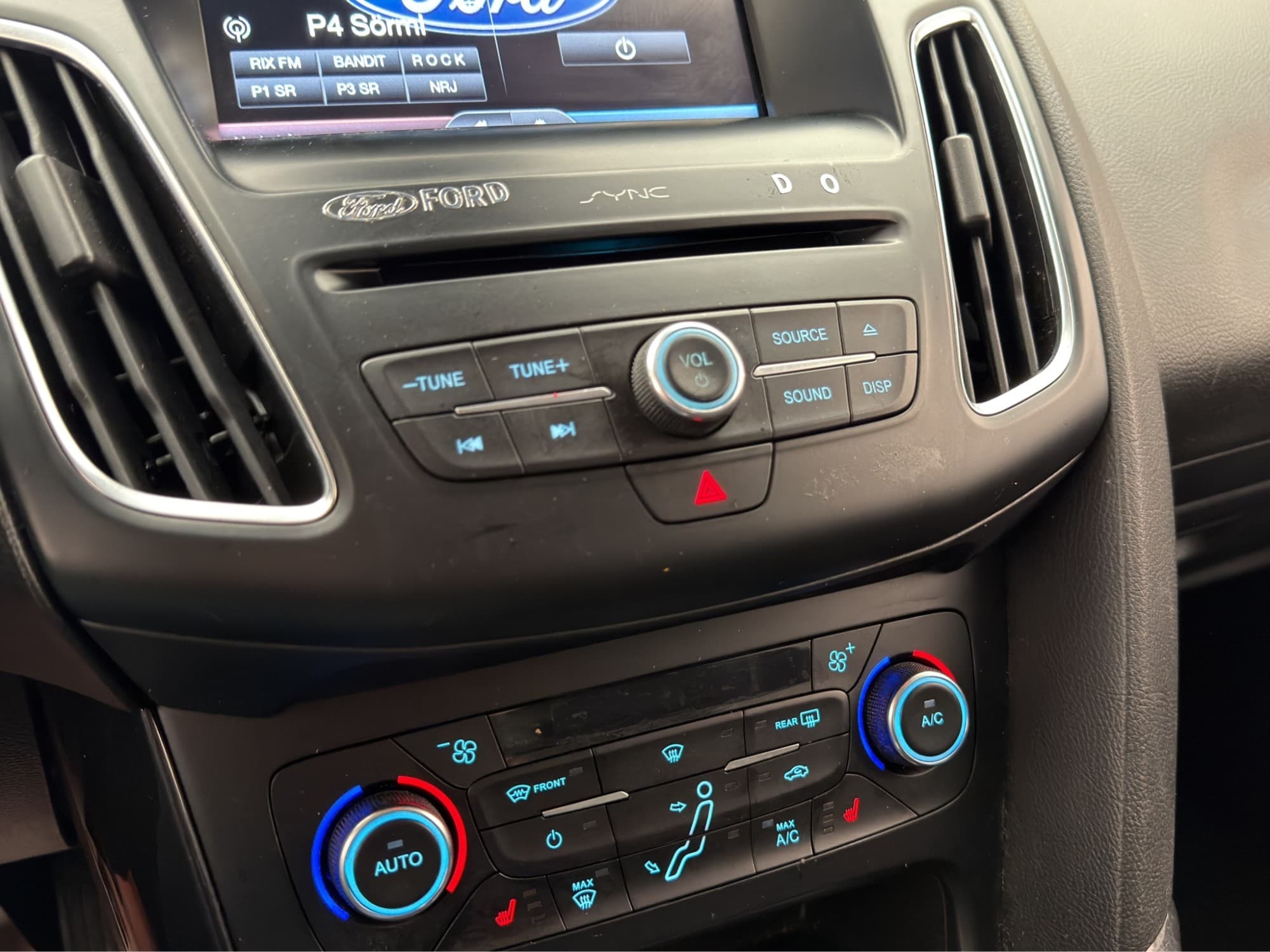 Ford Focus 1.0 100hk Titanium Kamera Farthållare Bluetooth