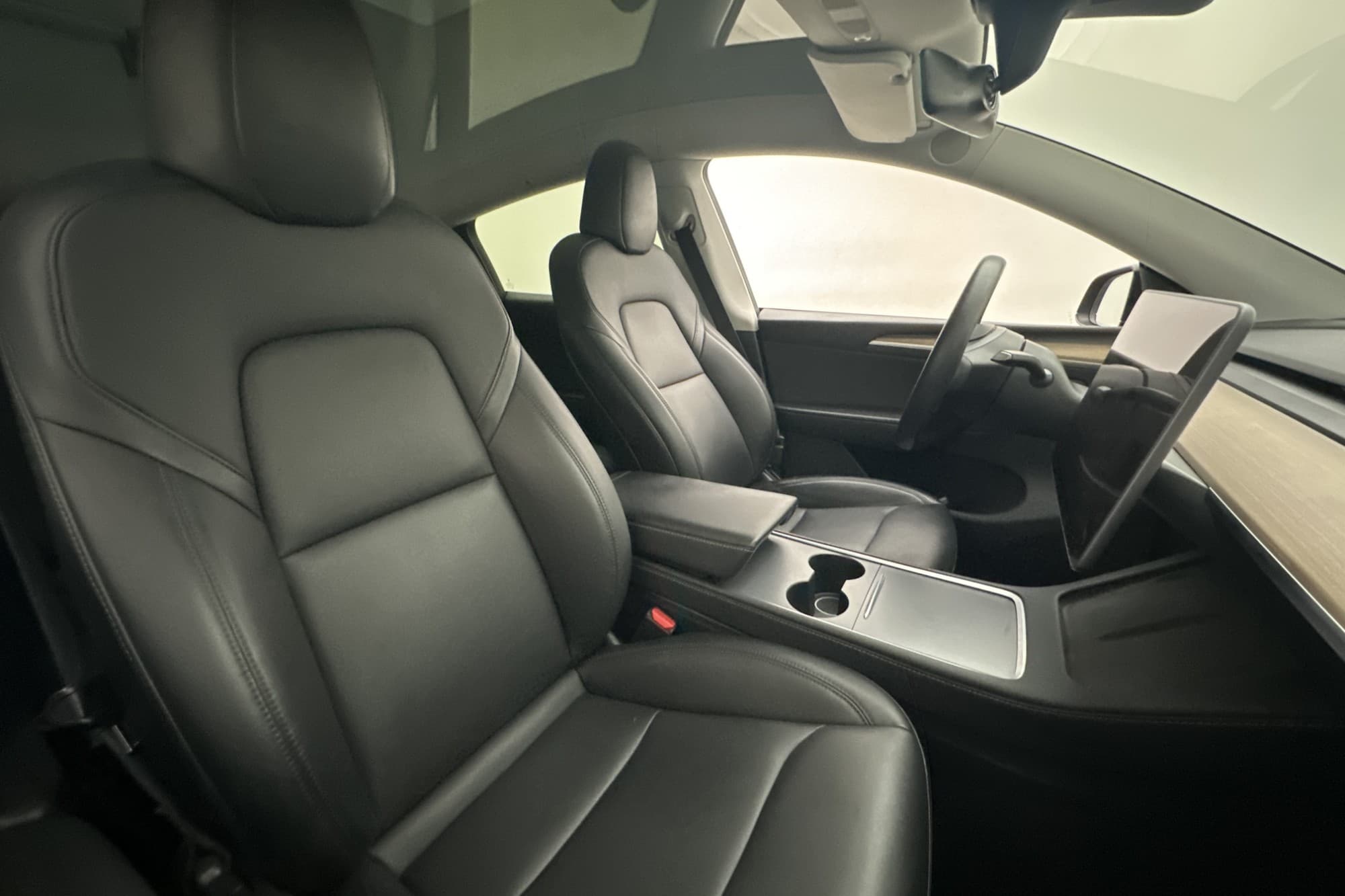 Tesla Model Y Performance AWD Autopilot Svensksåld MOMS