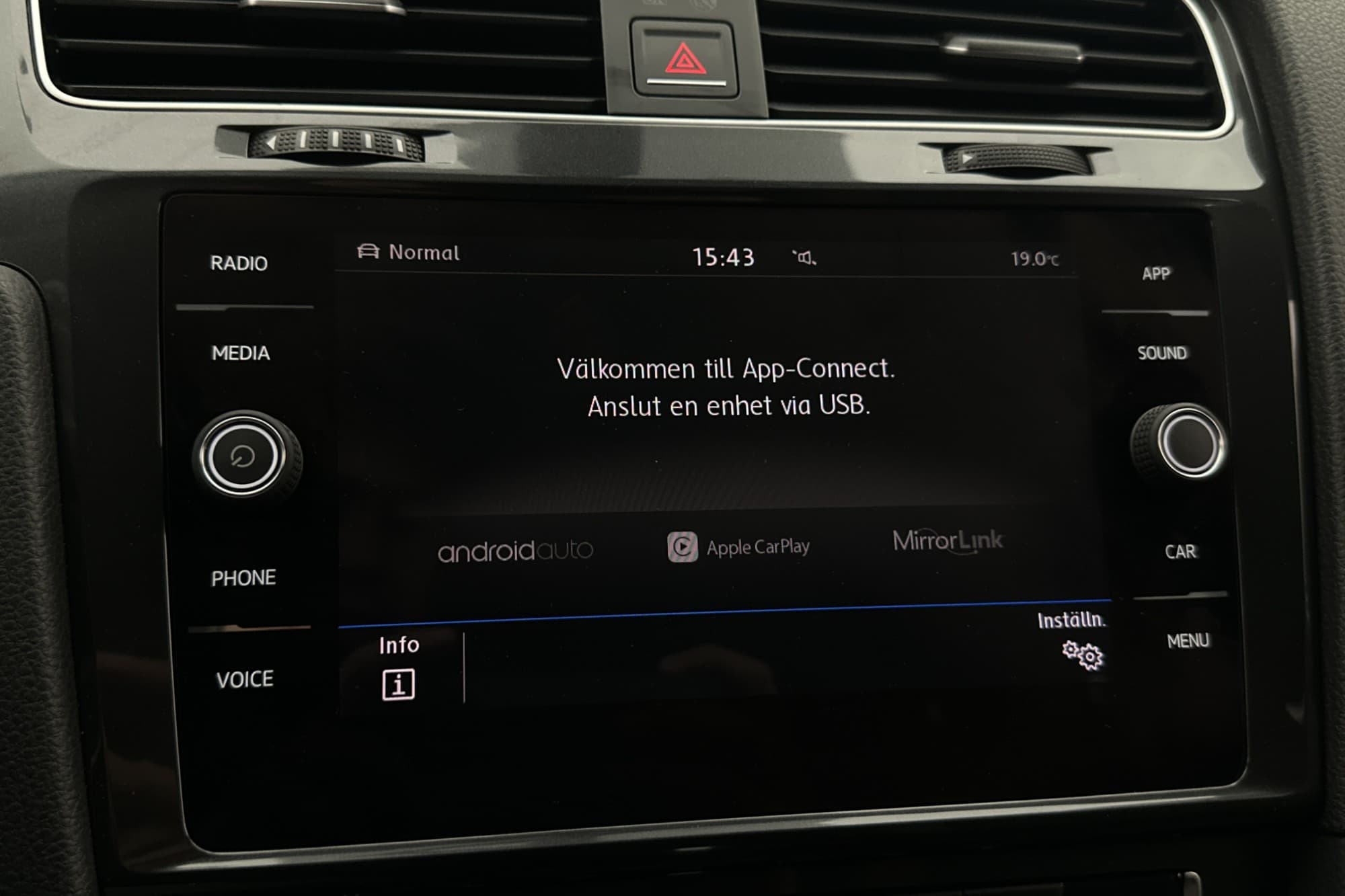 Volkswagen Golf Alltrack 4M Värmare Carplay Kamera Drag