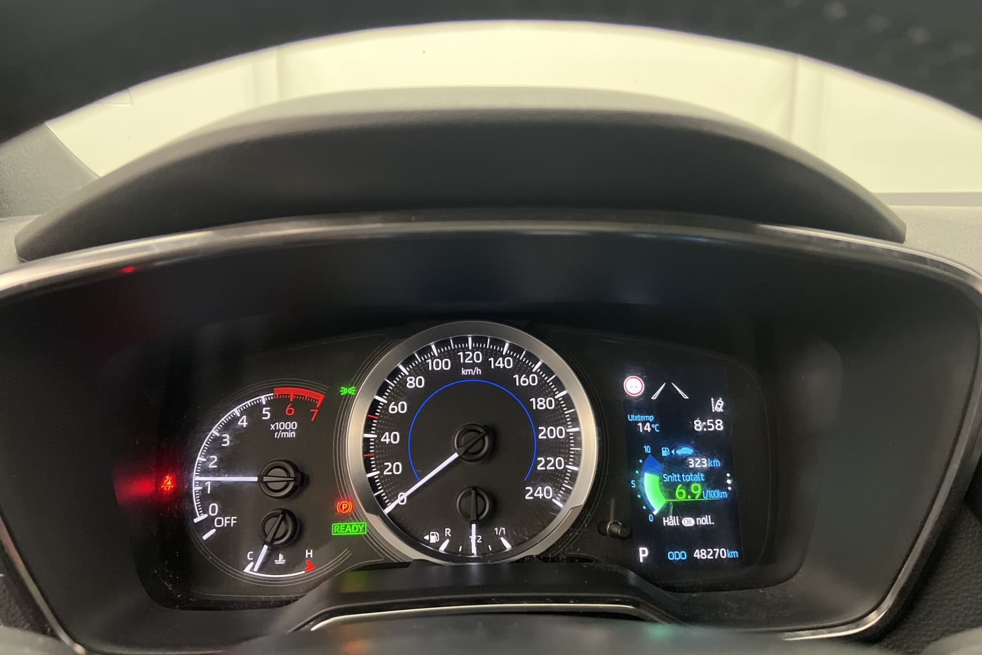 Toyota Corolla Hybrid 122hk Active Kamera Adaptiv-Fart MOMS