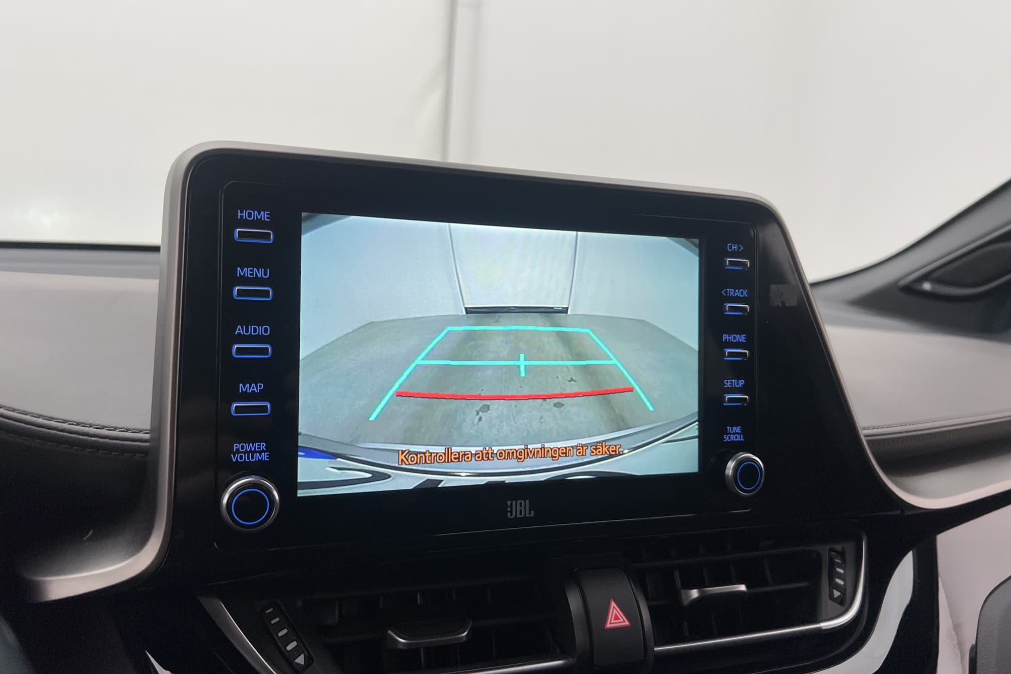 Toyota C-HR Hybrid 122hk Executive JBL Kamera Rattvärme