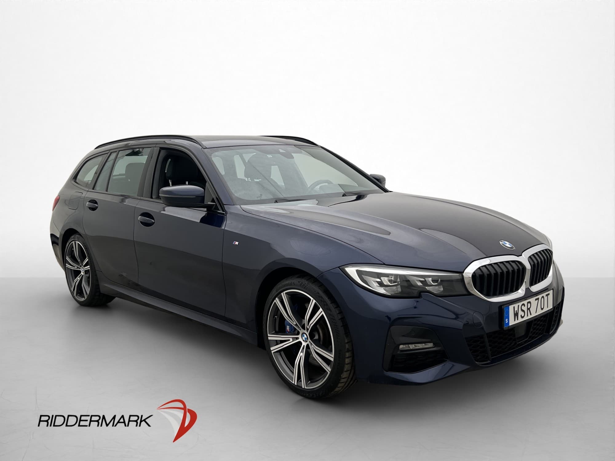BMW 330e