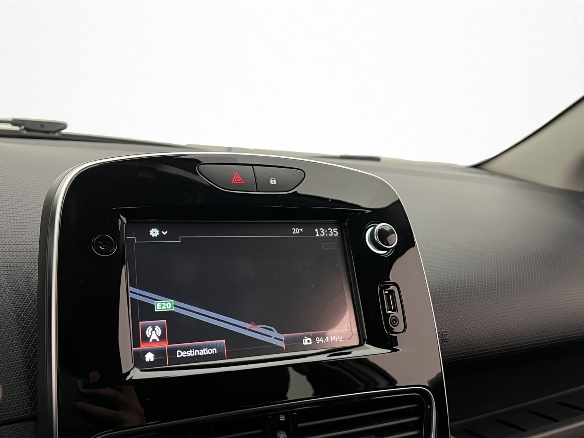 Renault Clio 0.9 TCe 90hk Intens Navi Halvskinn Bluetooth