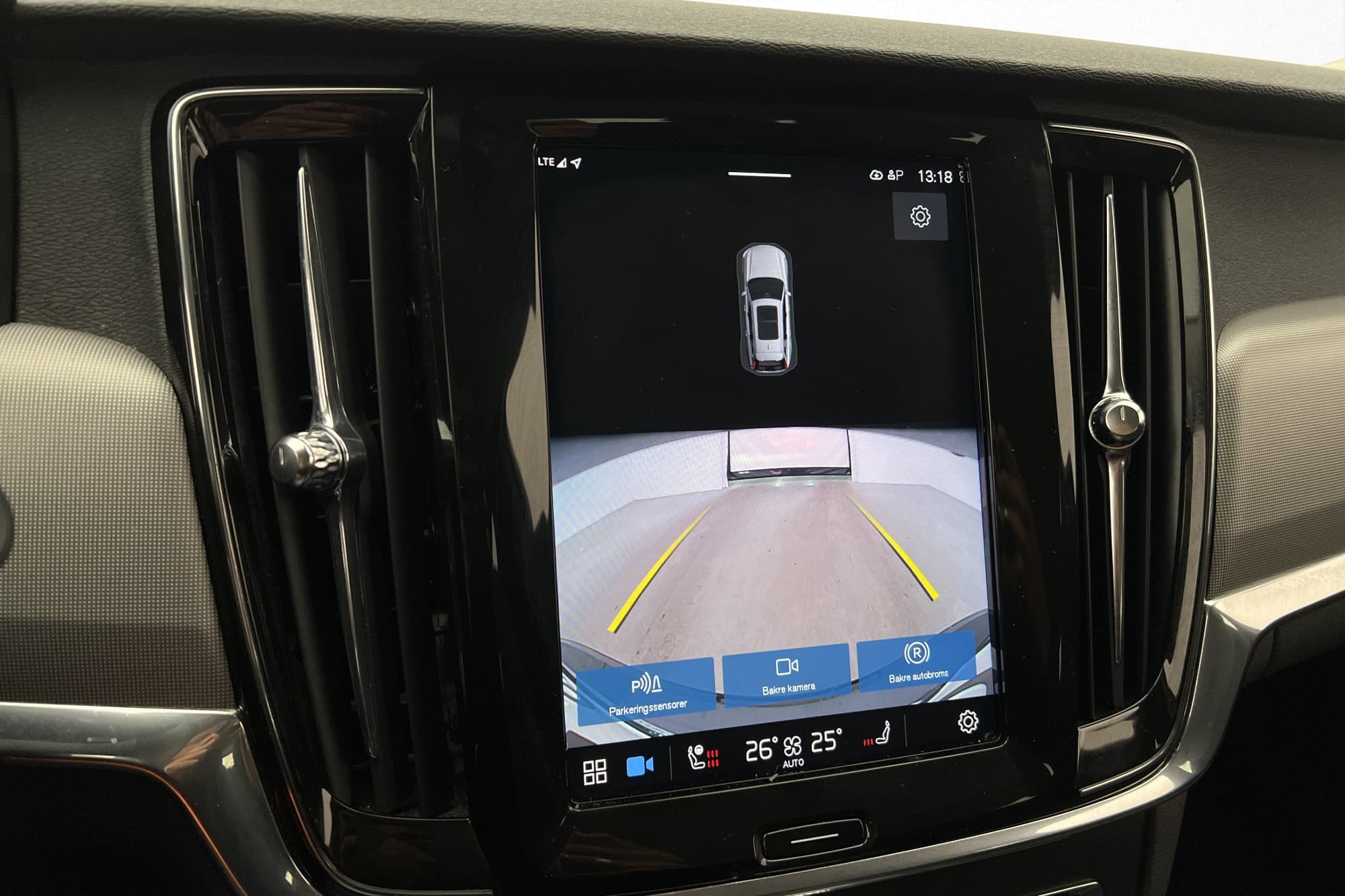 Volvo V90 B4 197hk Momentum Värmare Kamera CarPlay Navi MOMS