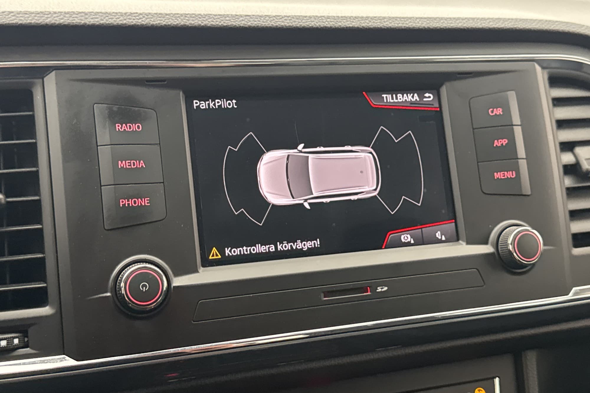 Seat Ateca 1.6 TDI Style Drag CarPlay Adaptiv-fart Sensorer